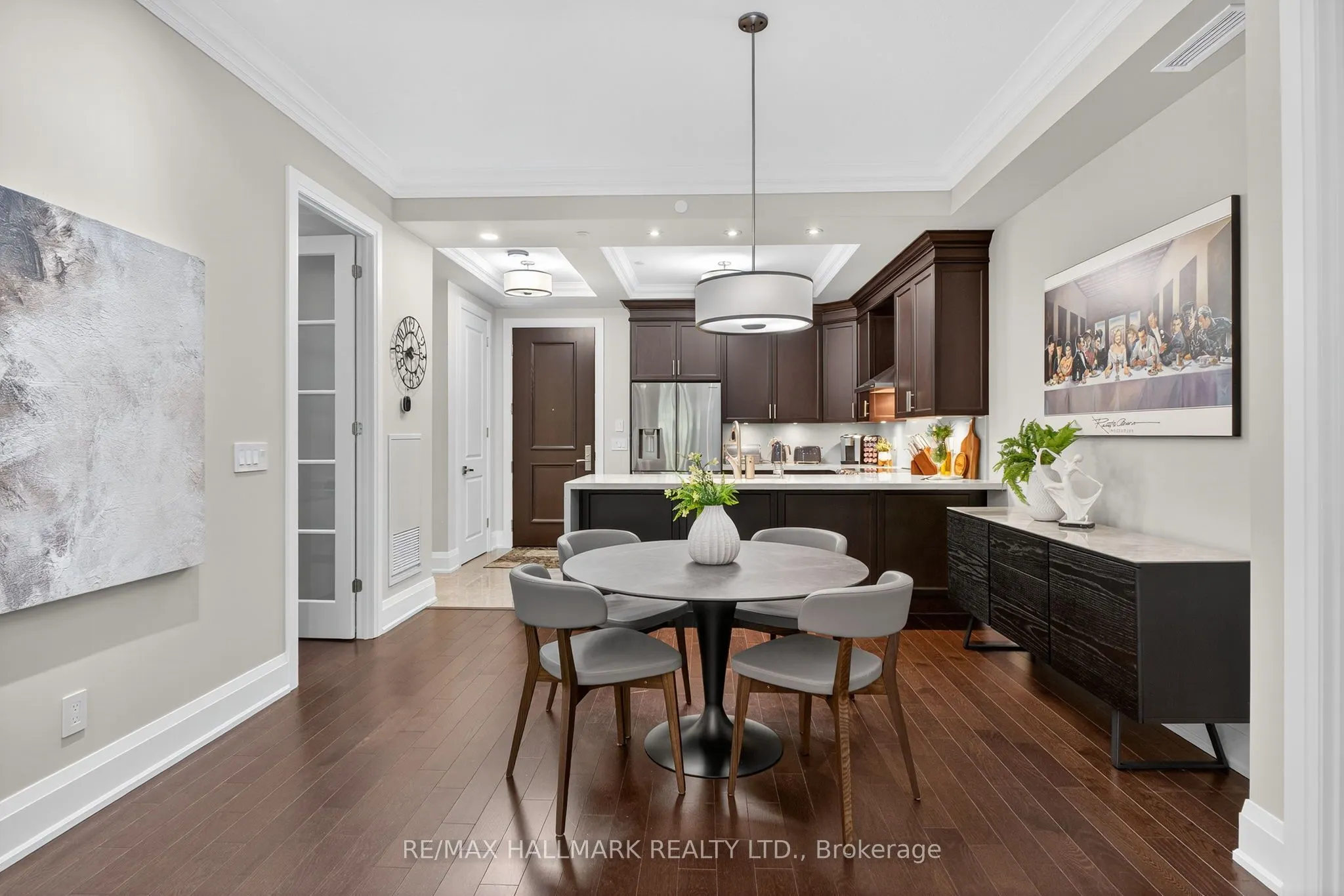 9909 Pine Valley Drive, #203