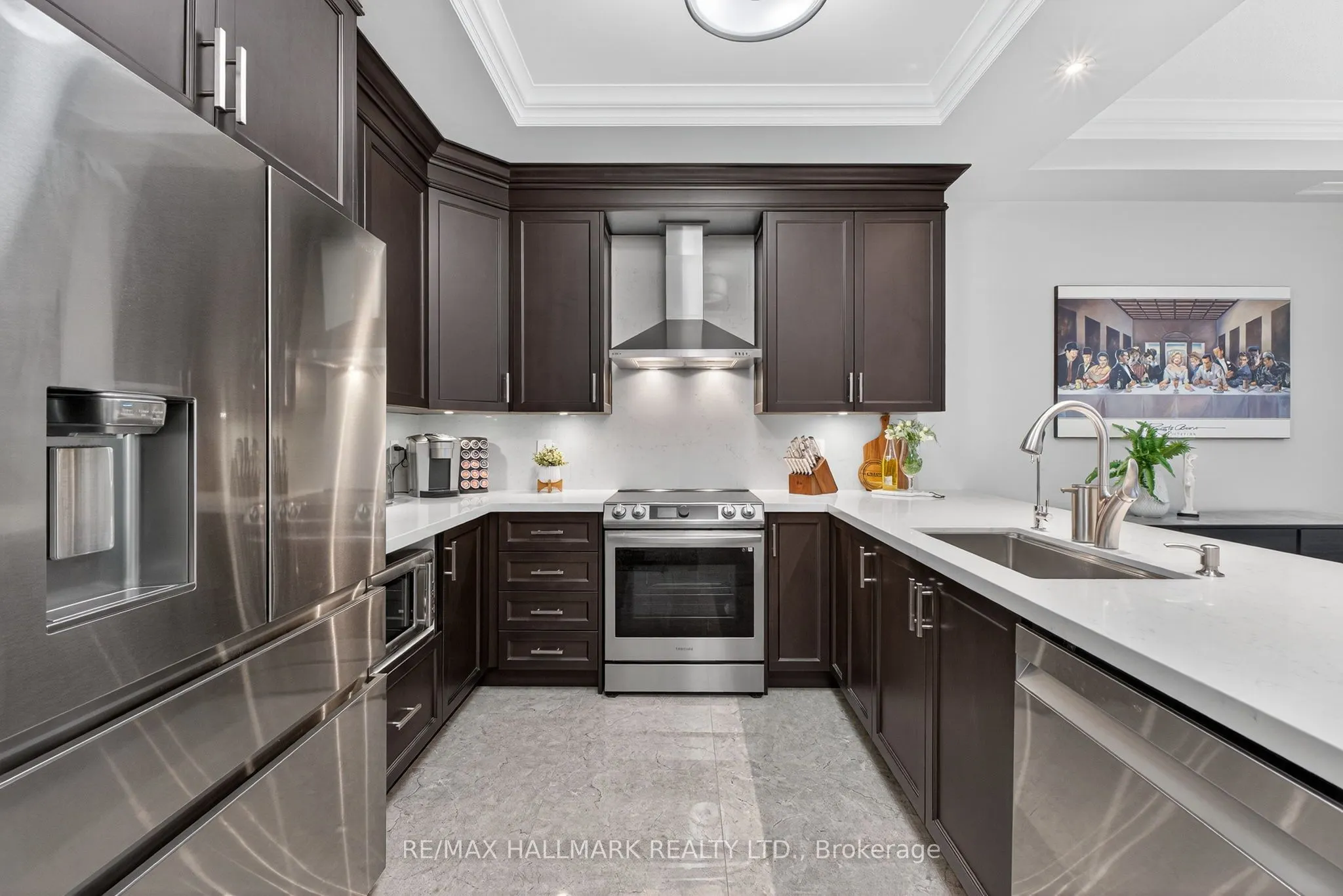 9909 Pine Valley Drive, #203