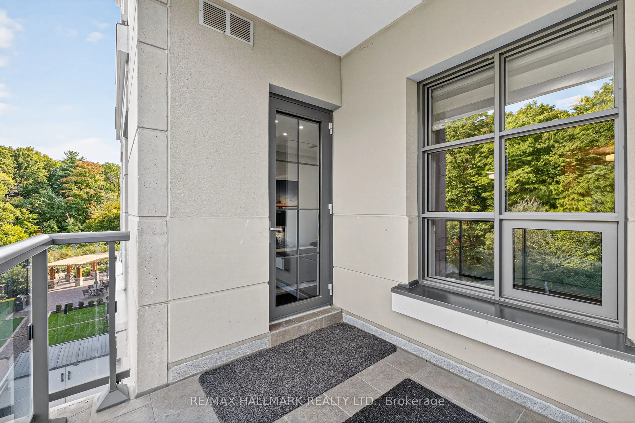 9909 Pine Valley Drive, #203