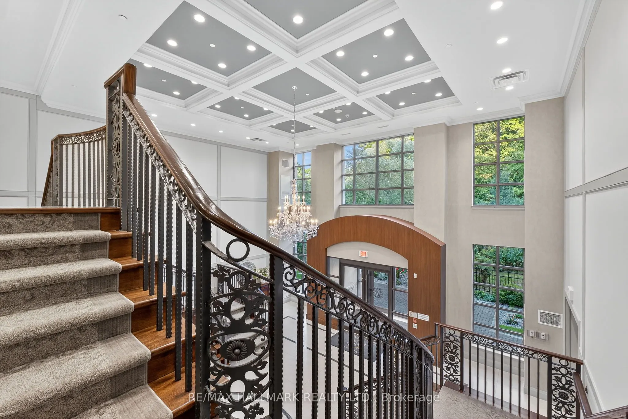 9909 Pine Valley Drive, #203