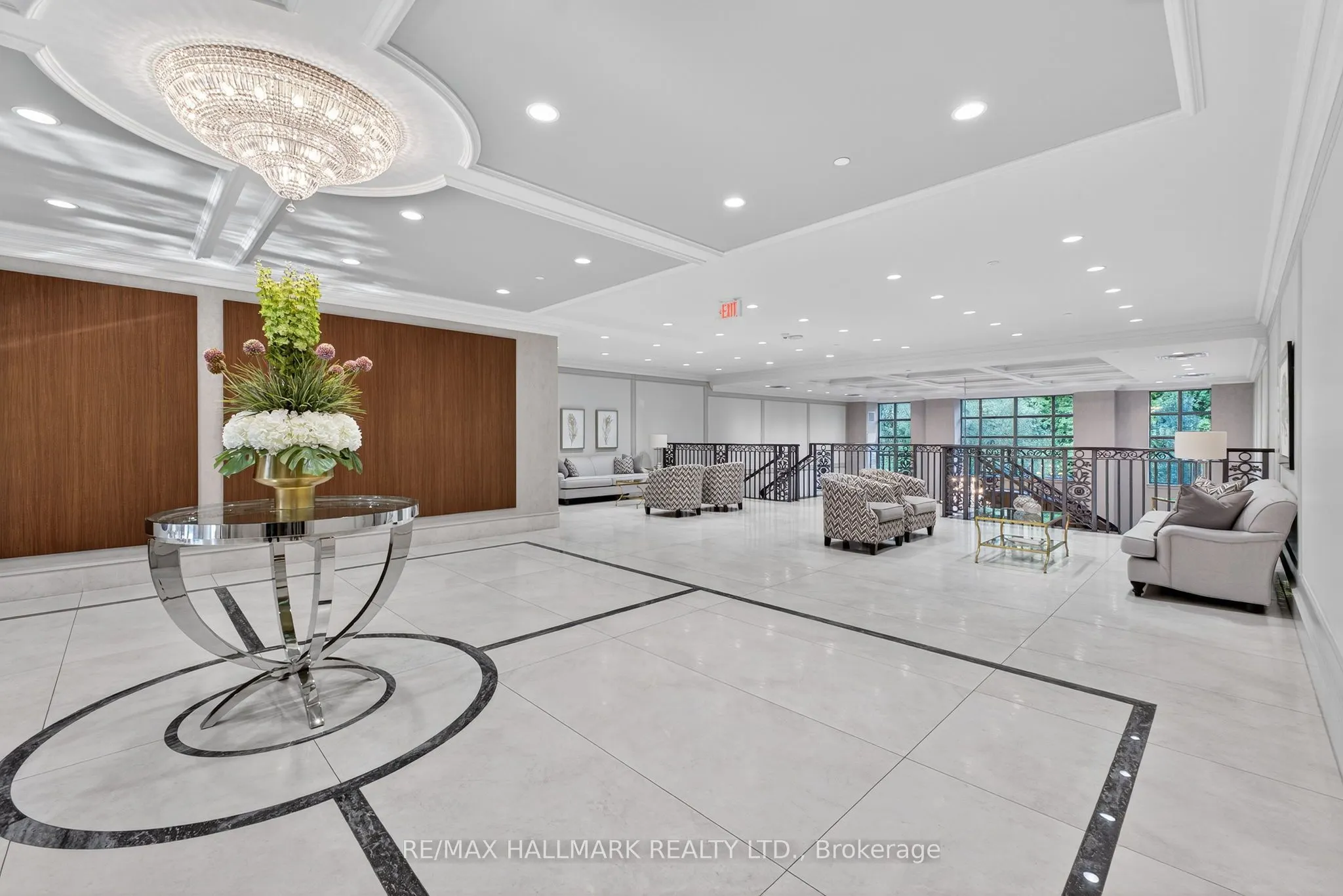 9909 Pine Valley Drive, #203