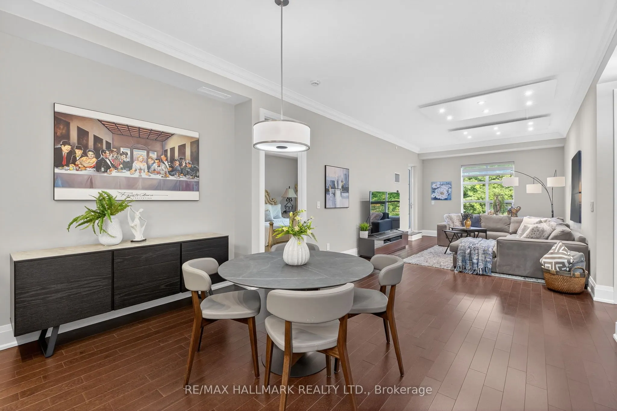9909 Pine Valley Drive, #203