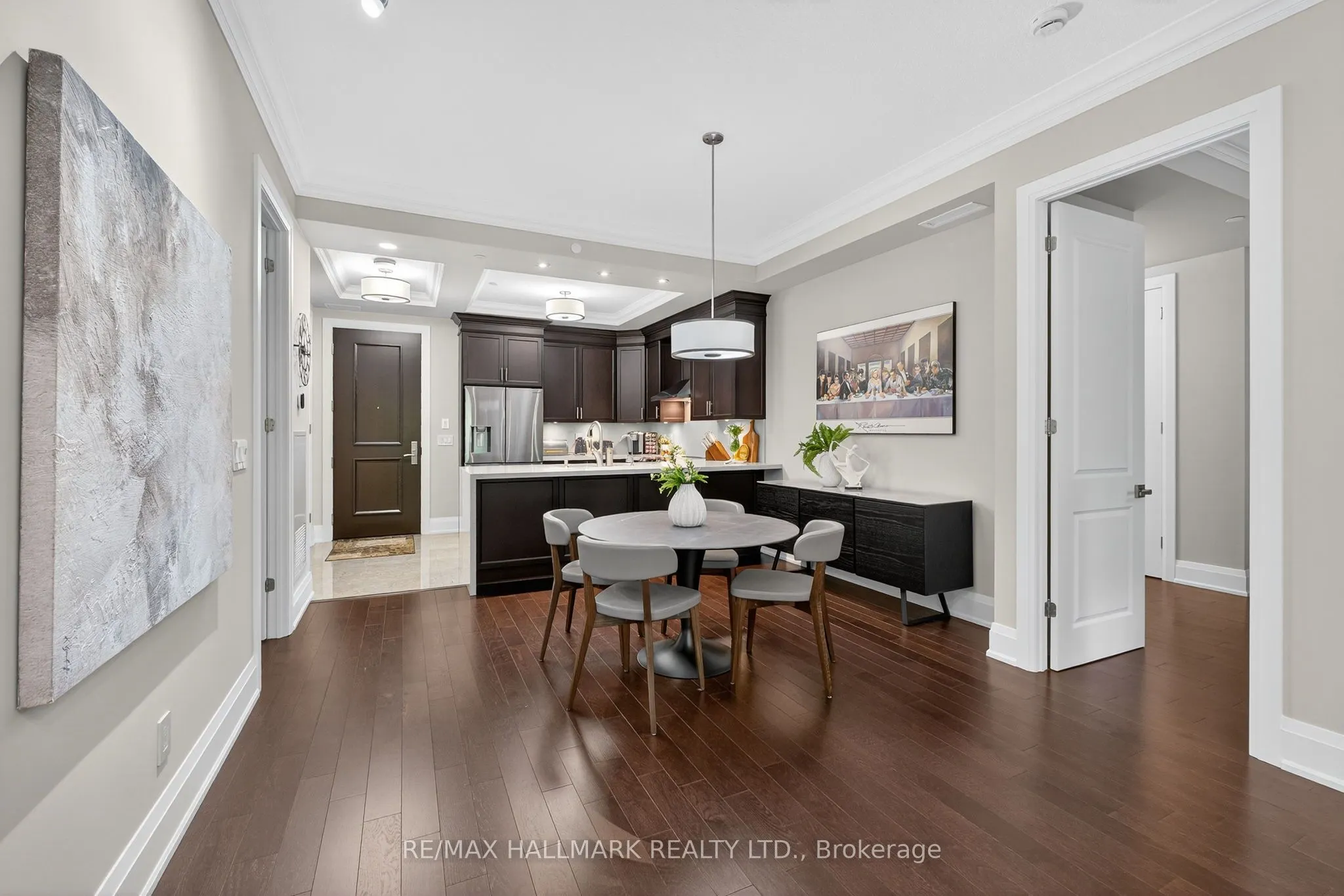 9909 Pine Valley Drive, #203