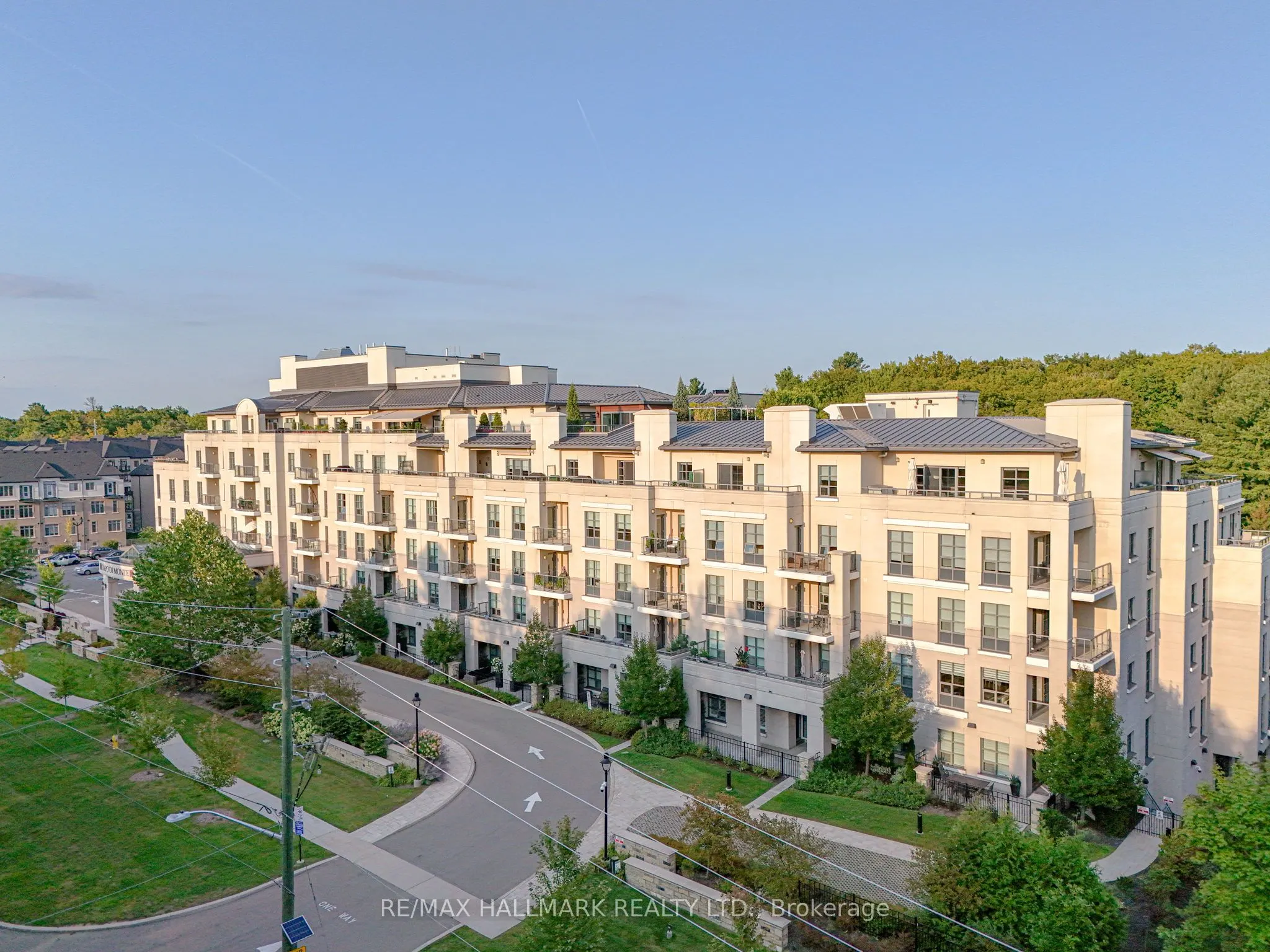 9909 Pine Valley Drive, #203