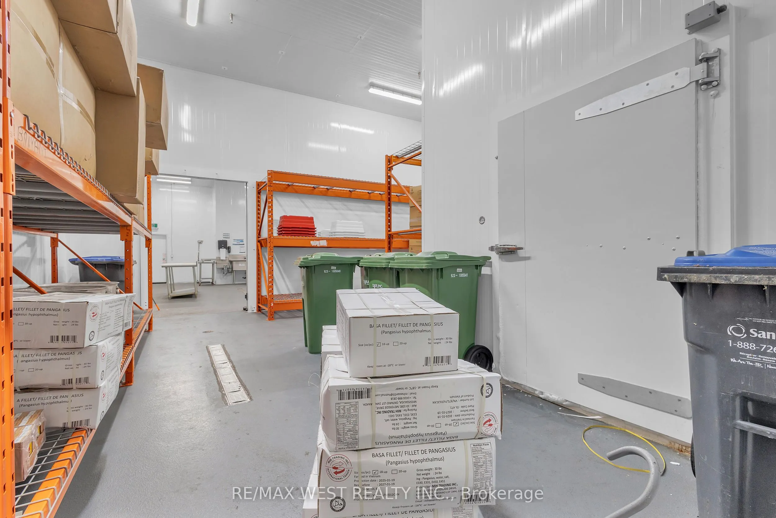 418 Hanlan Road, #17&18