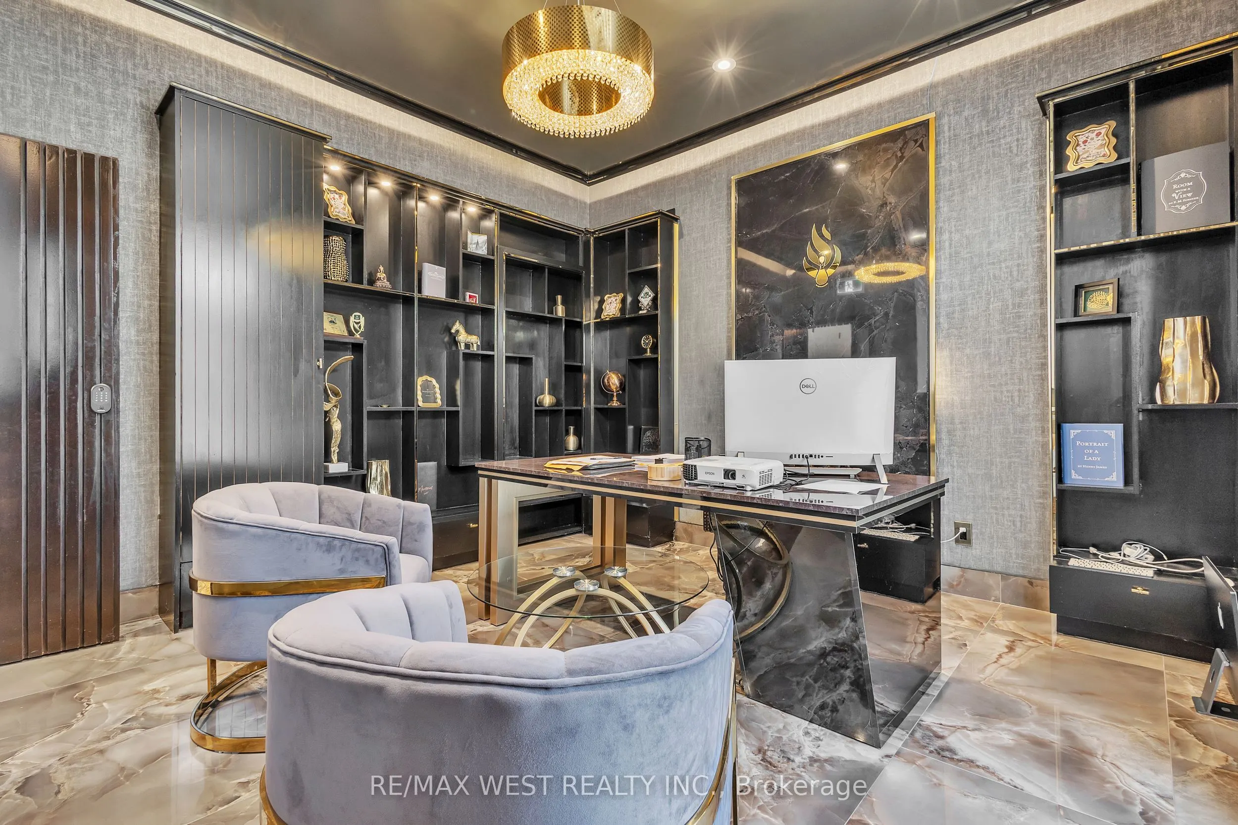 418 Hanlan Road, #17&18
