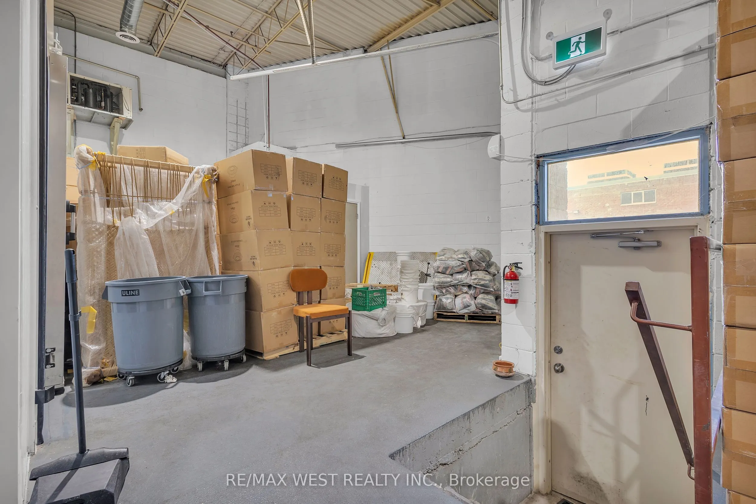 418 Hanlan Road, #17&18