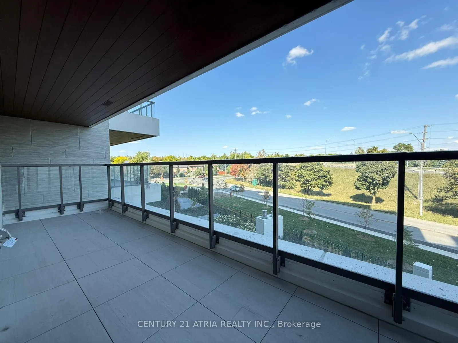 397 Royal Orchard Boulevard, #302