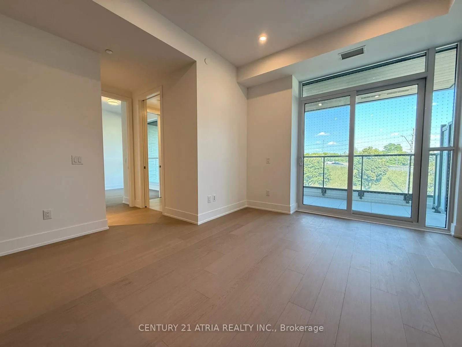 397 Royal Orchard Boulevard, #302