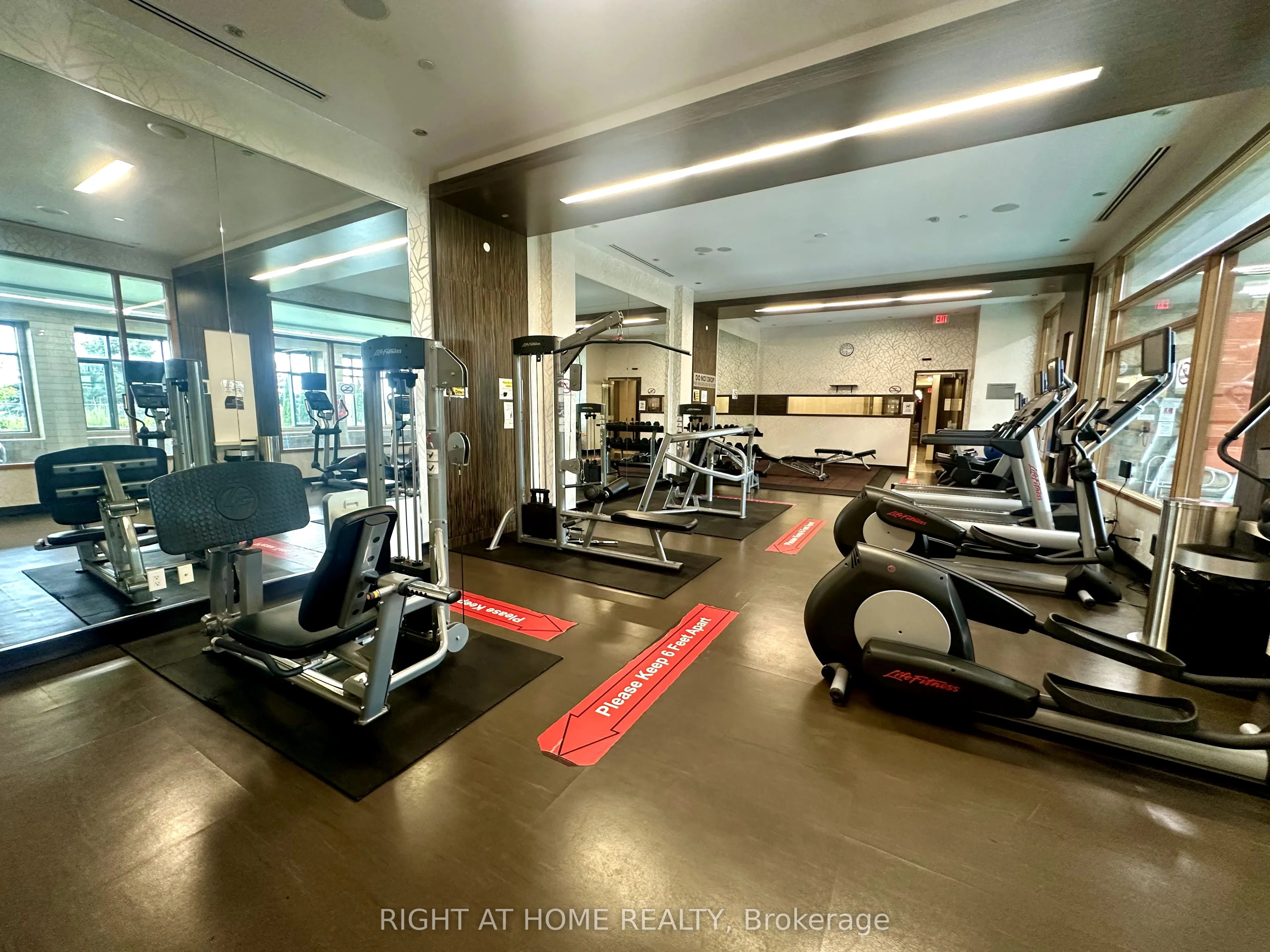 325 South Park Road, #1202