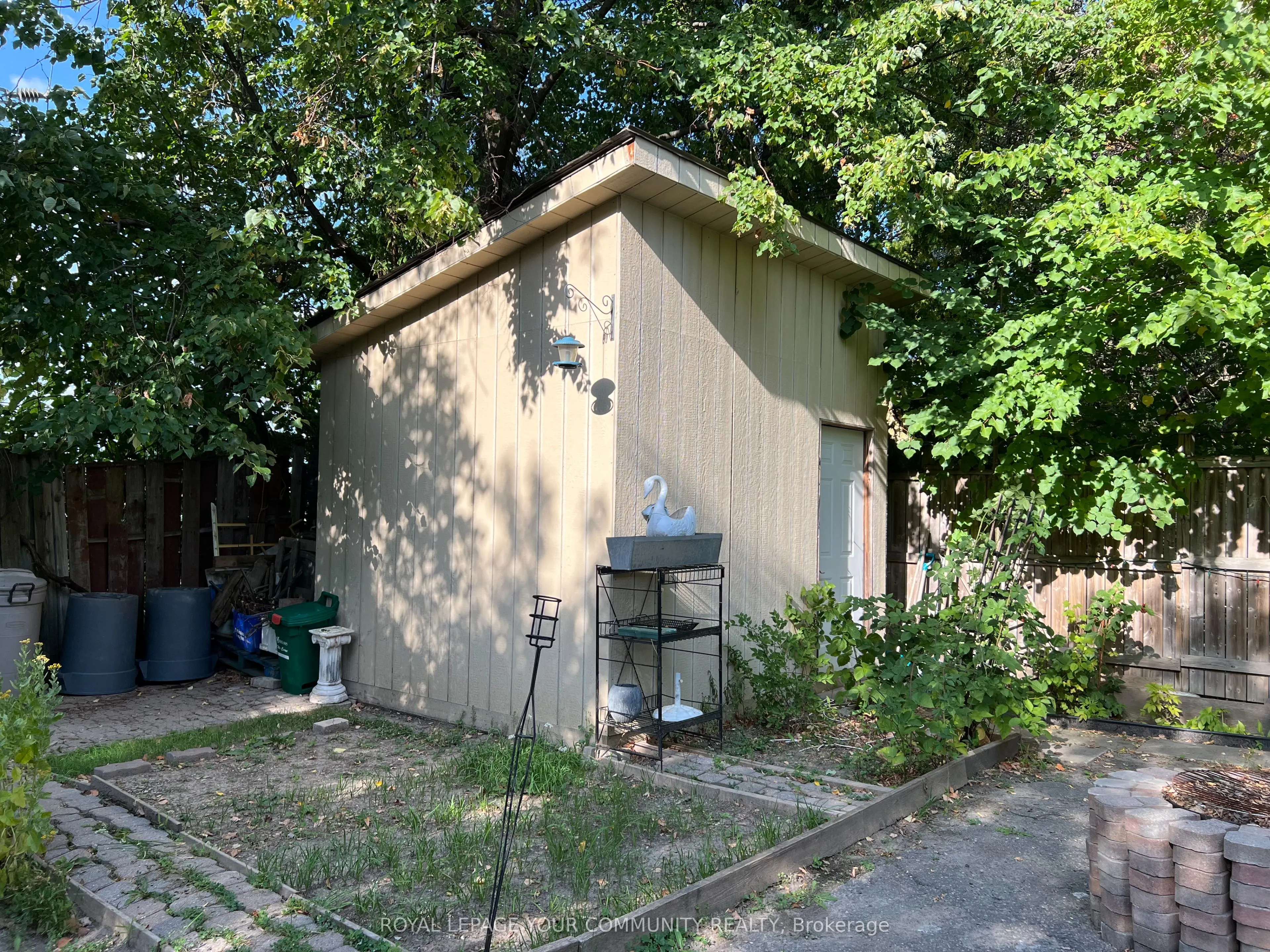 78 Meadowview Avenue