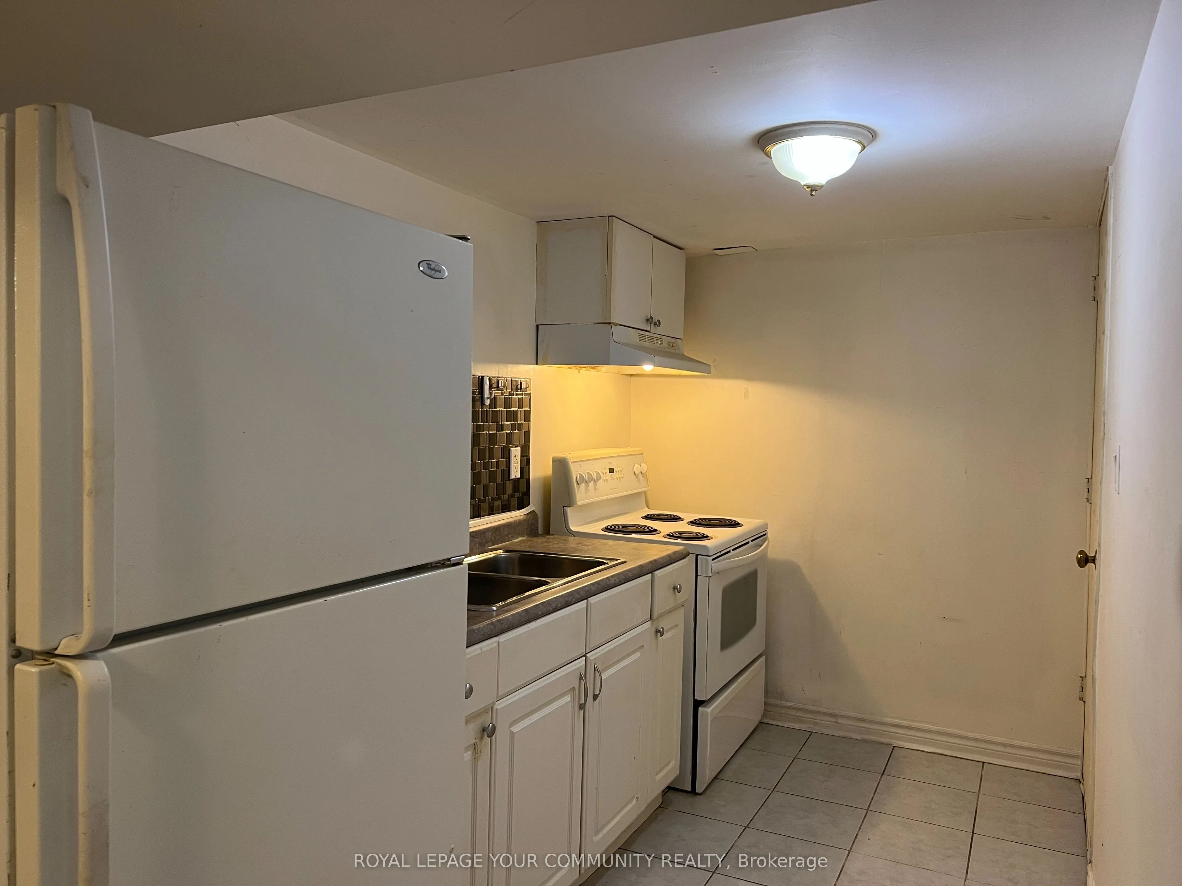 78 Meadowview Avenue
