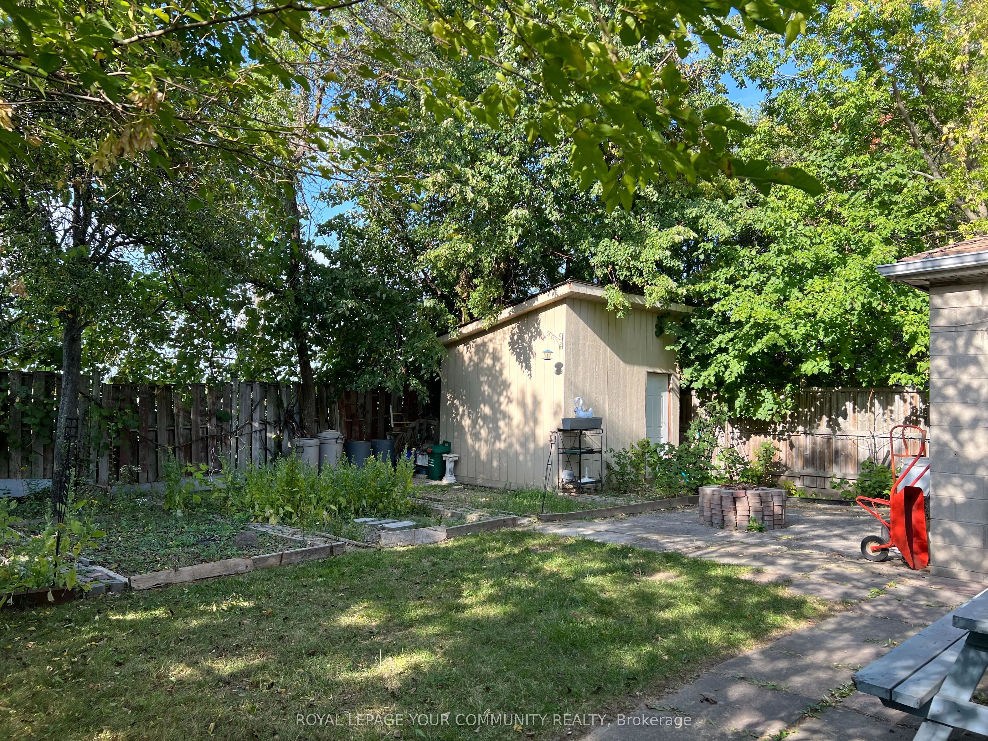 78 Meadowview Avenue