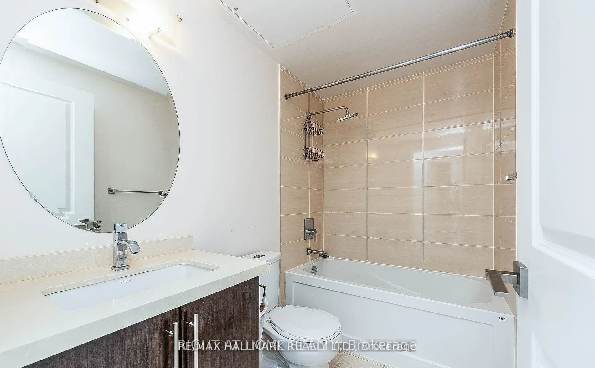 7171 Yonge Street, #911
