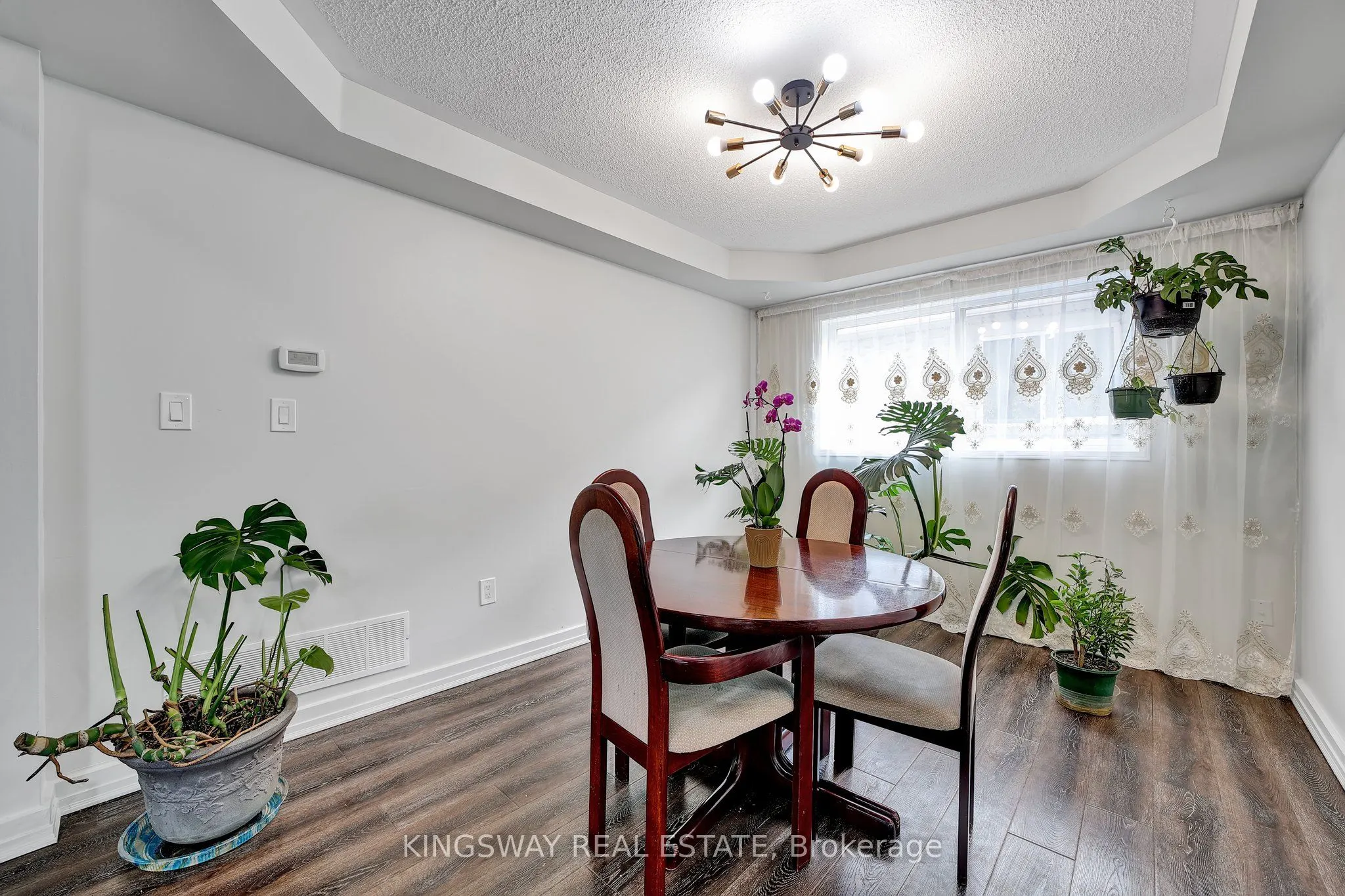 1139 ORIOLE Crescent