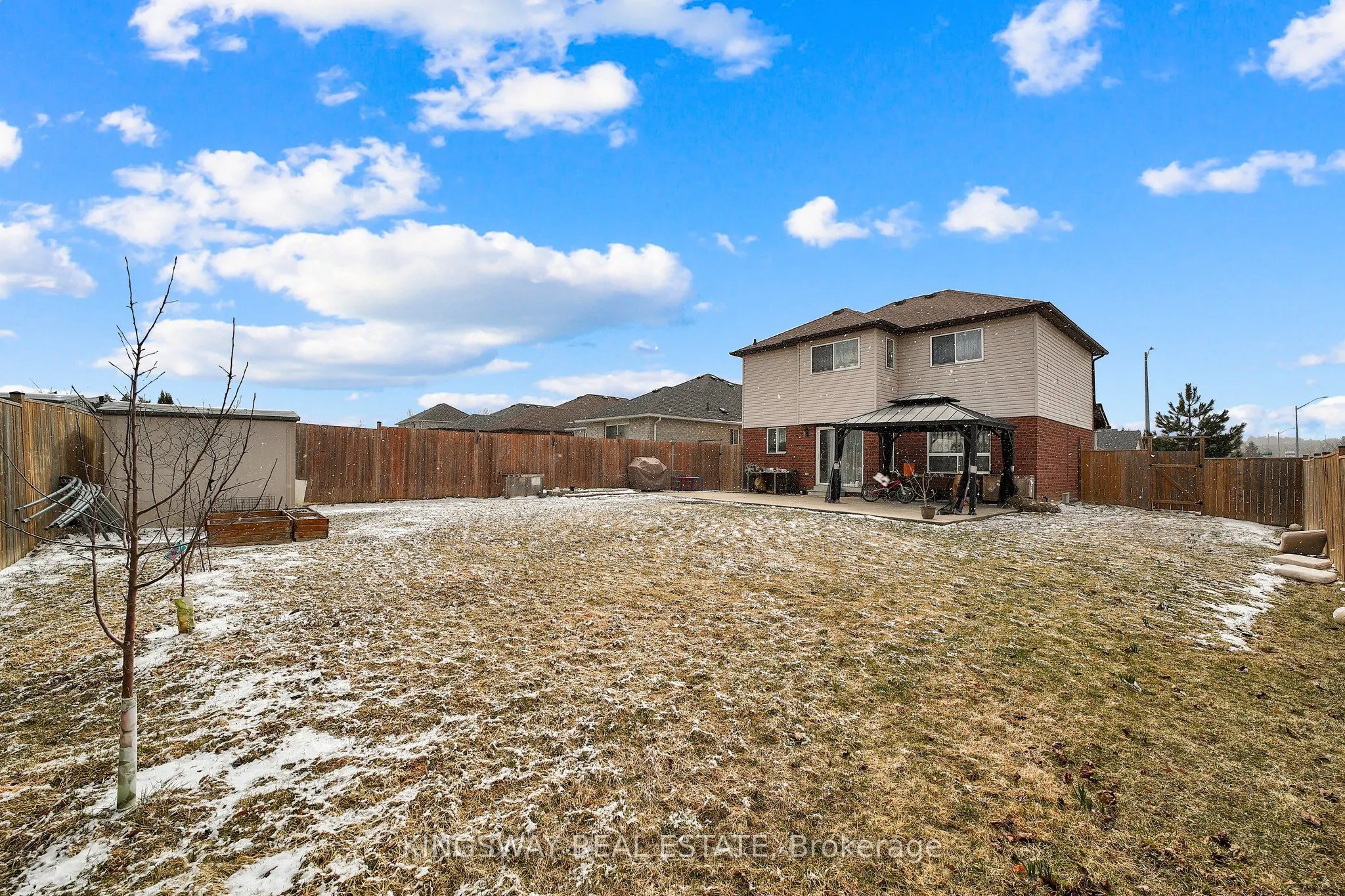1139 ORIOLE Crescent