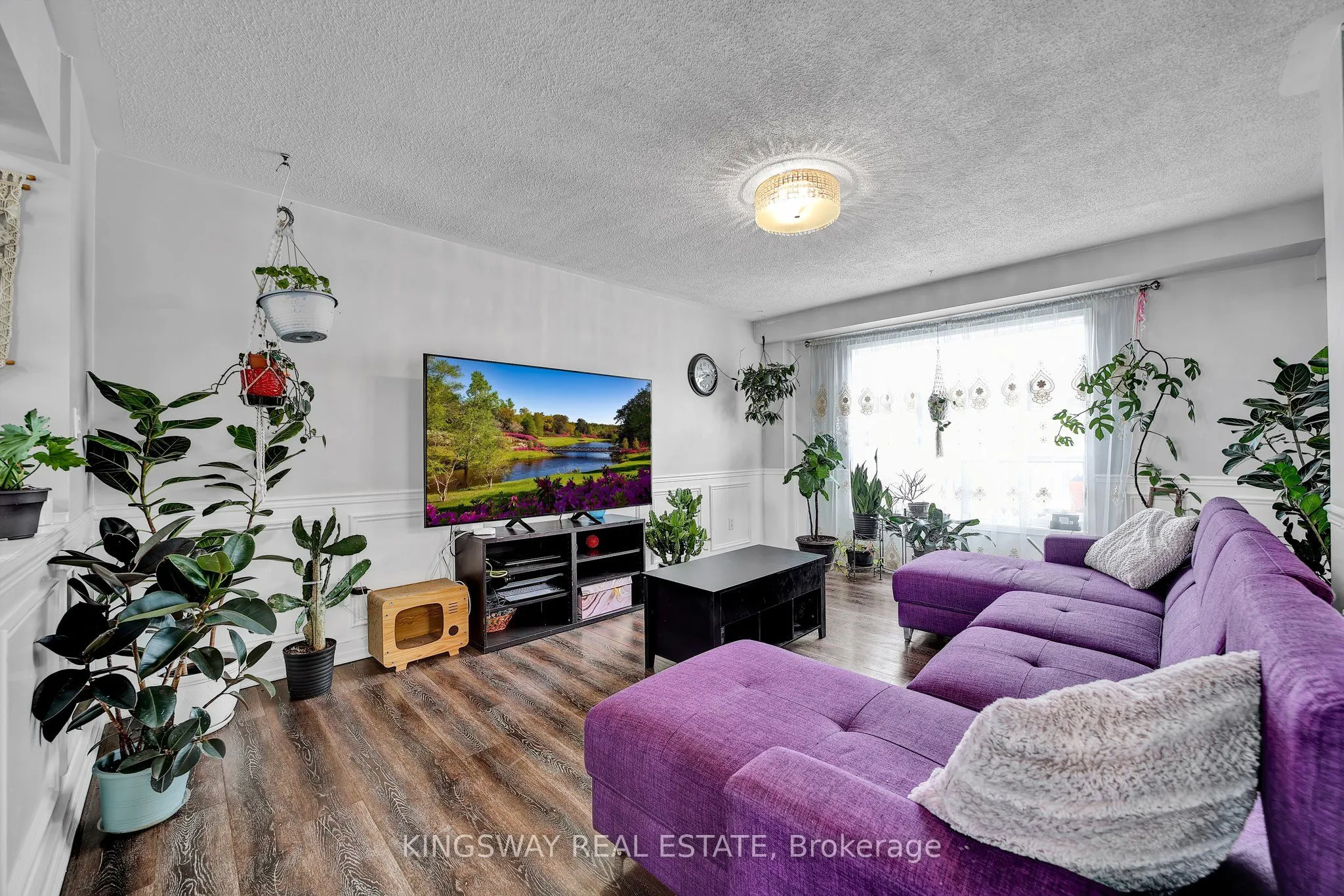 1139 ORIOLE Crescent