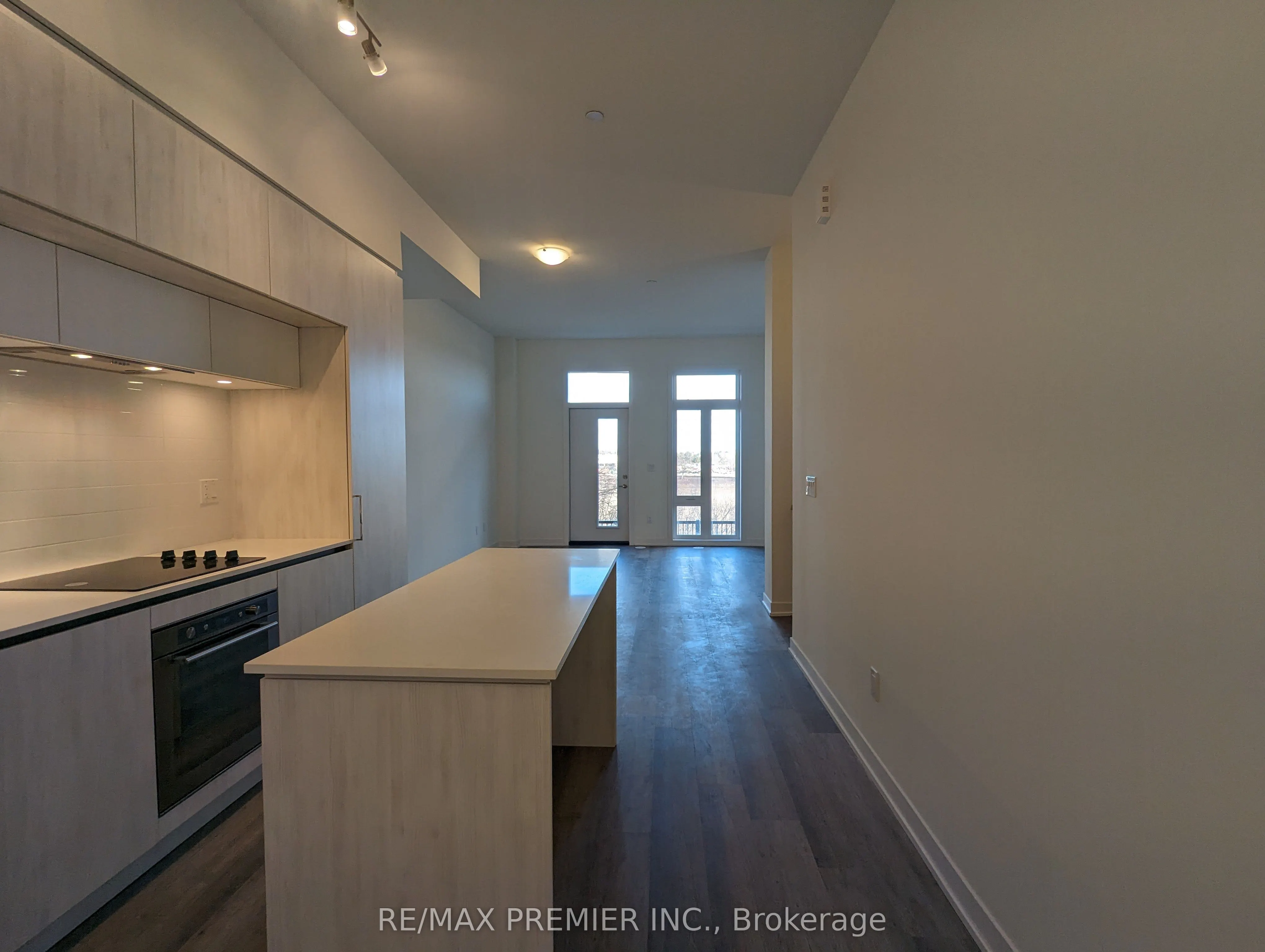 11 Steckley House Lane, #408