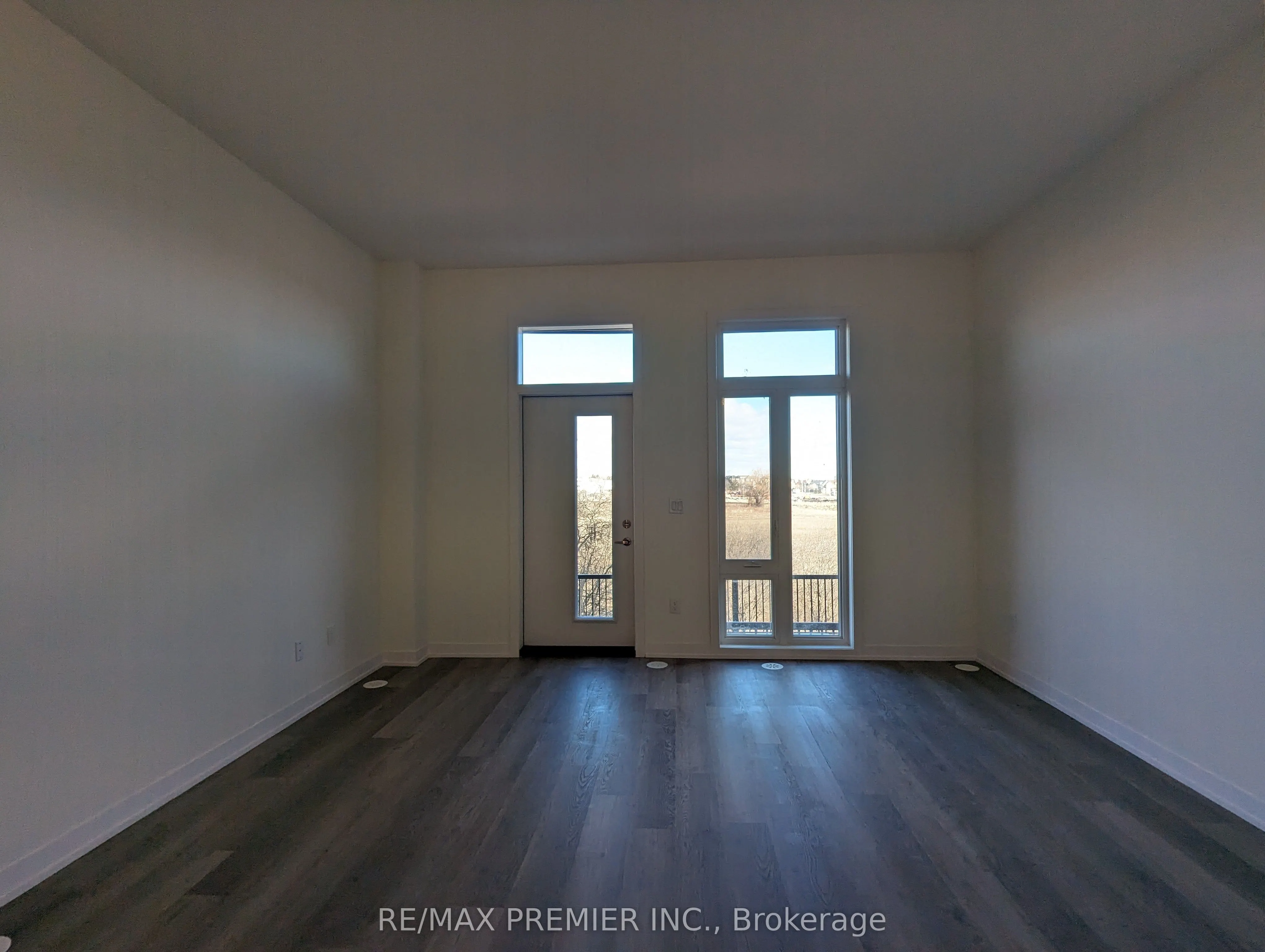11 Steckley House Lane, #408