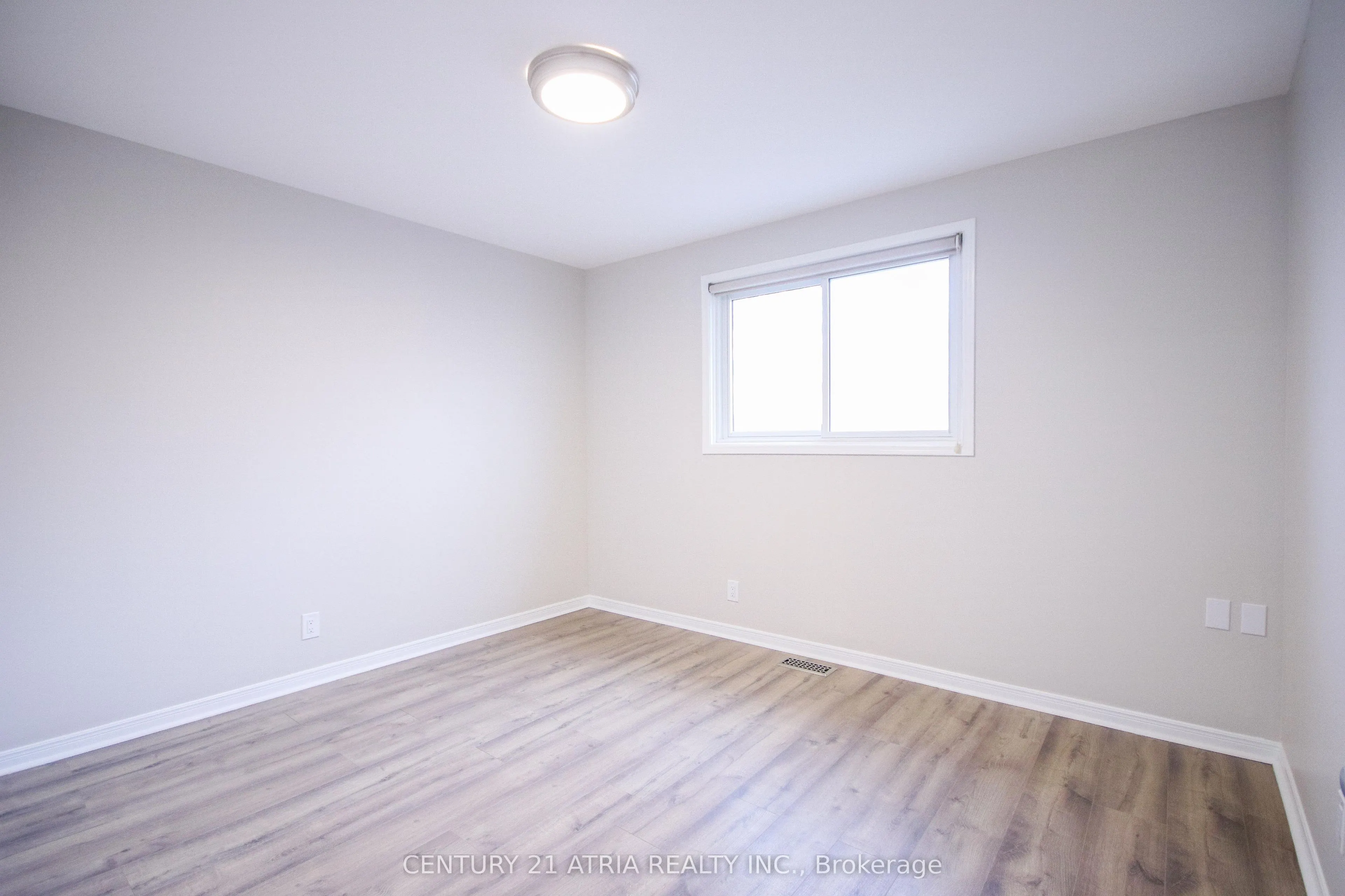 418 Colborne Street, #Upper