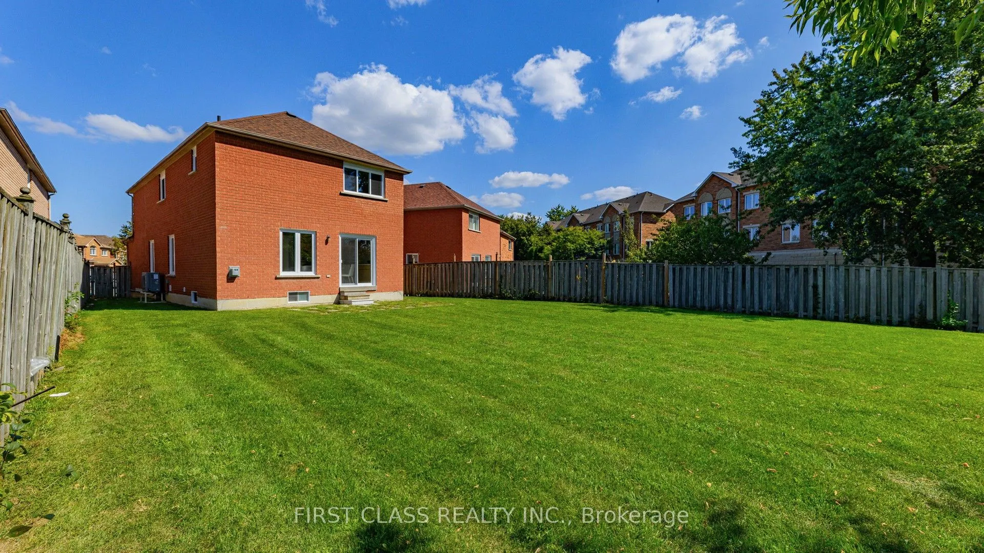 53 Manston Crescent