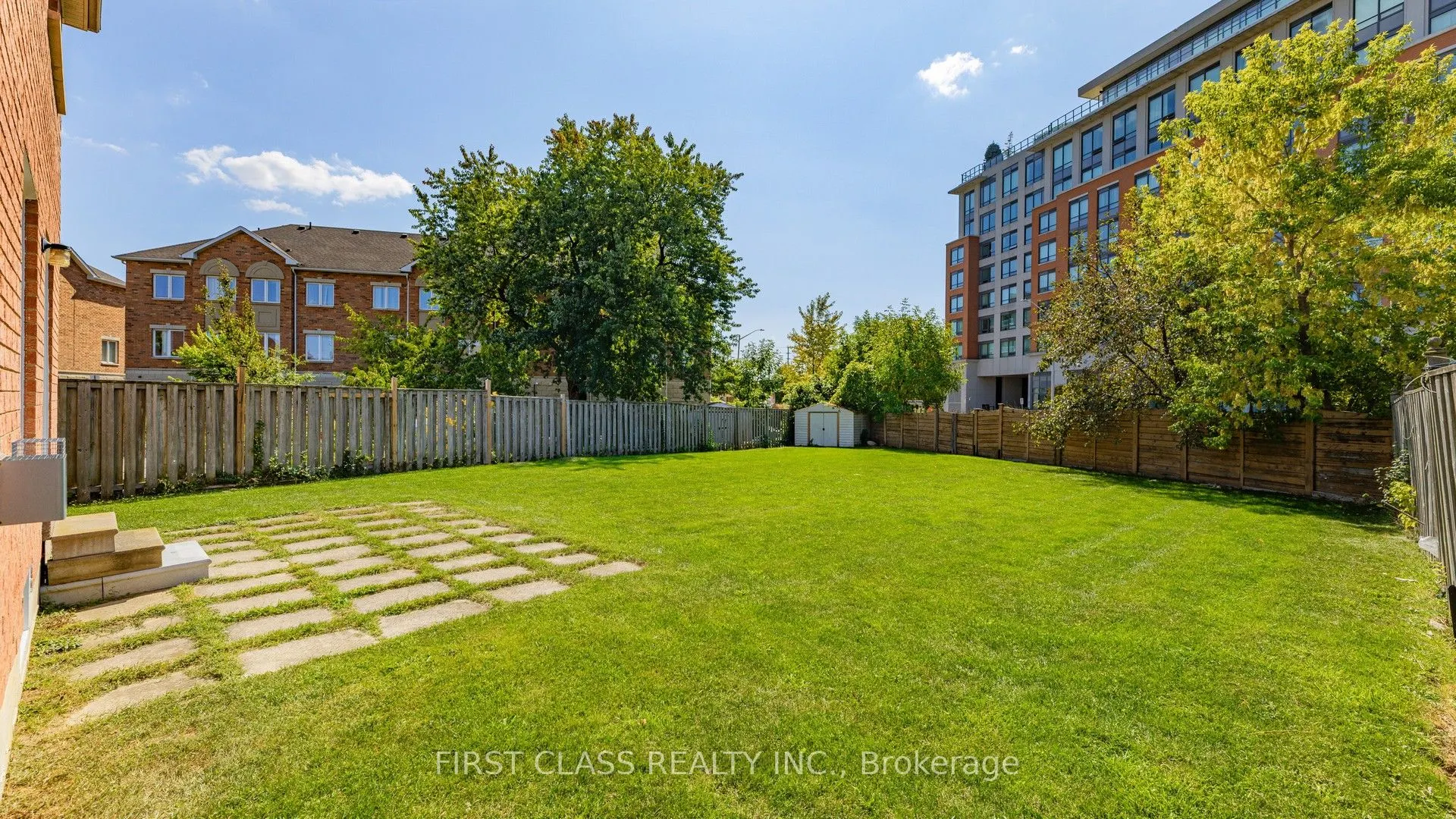 53 Manston Crescent
