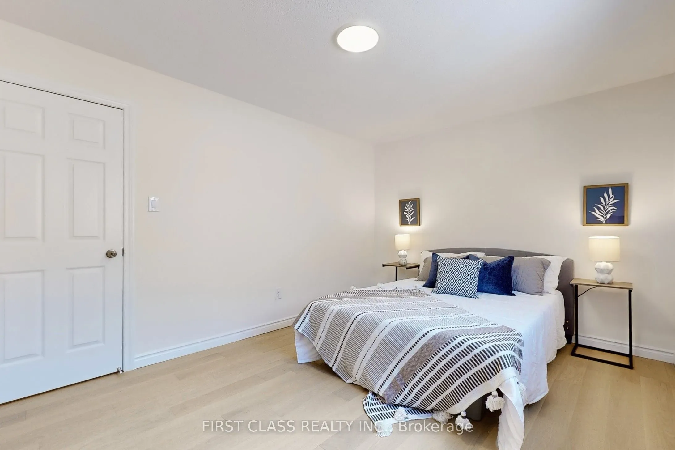 53 Manston Crescent