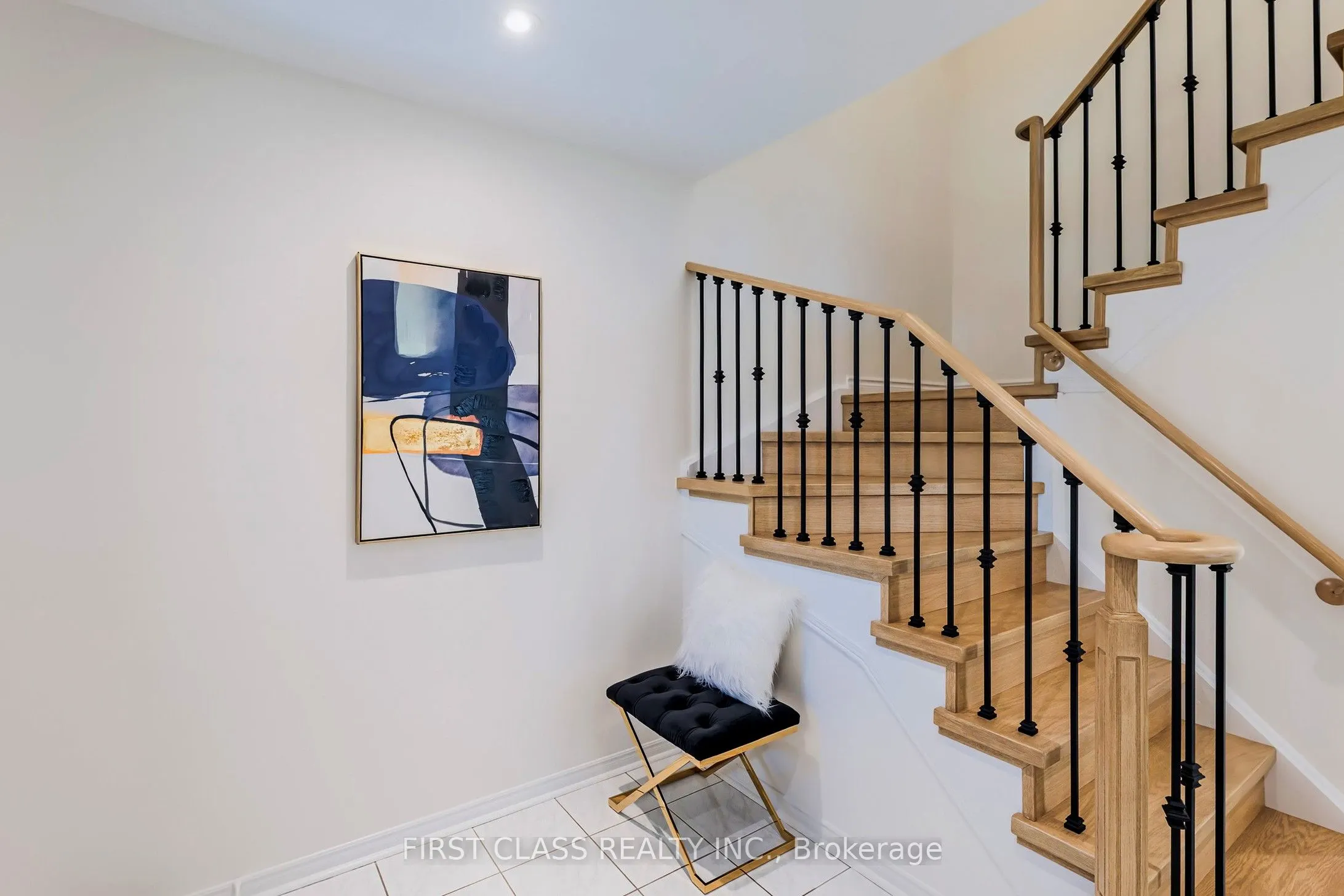 53 Manston Crescent