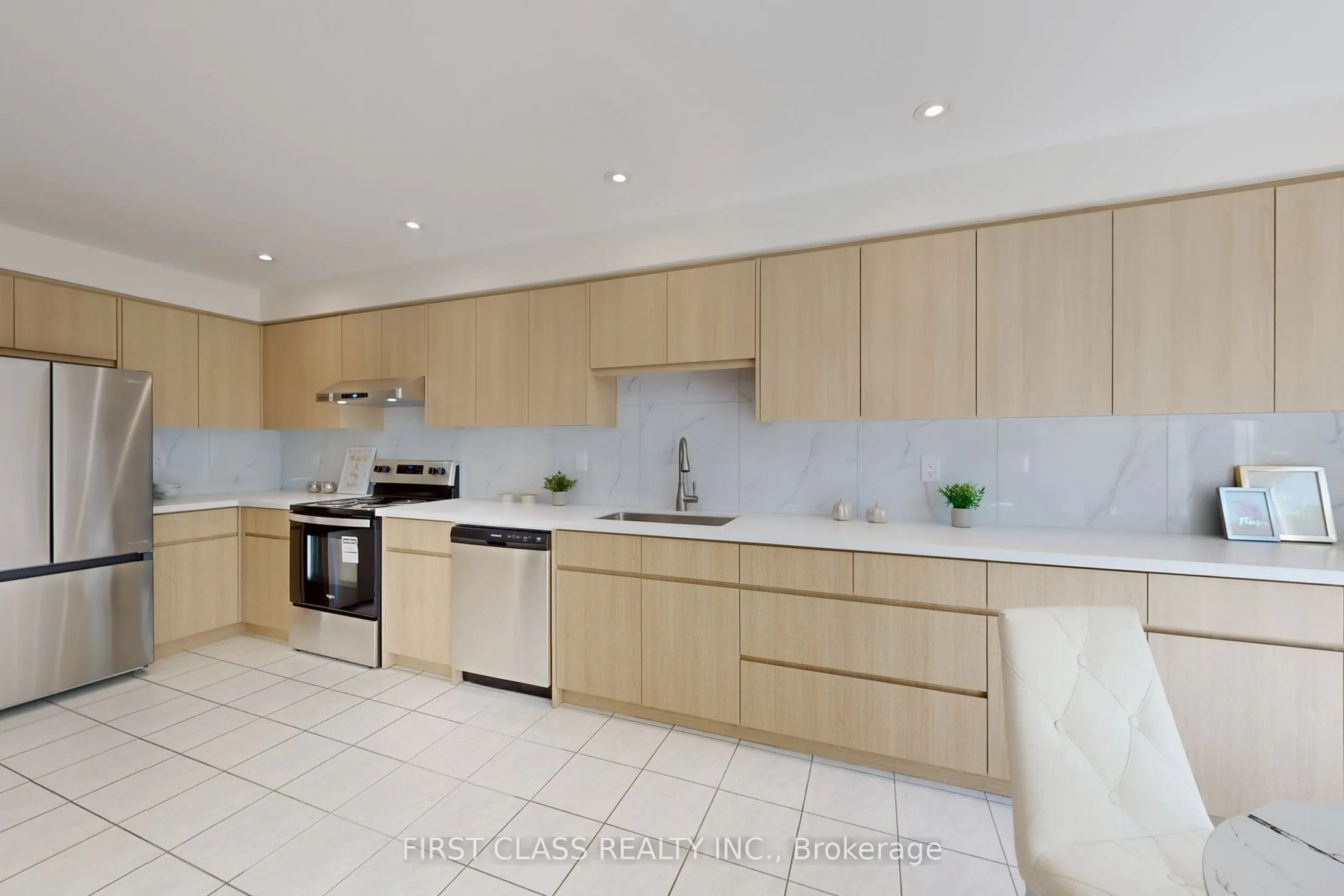 53 Manston Crescent