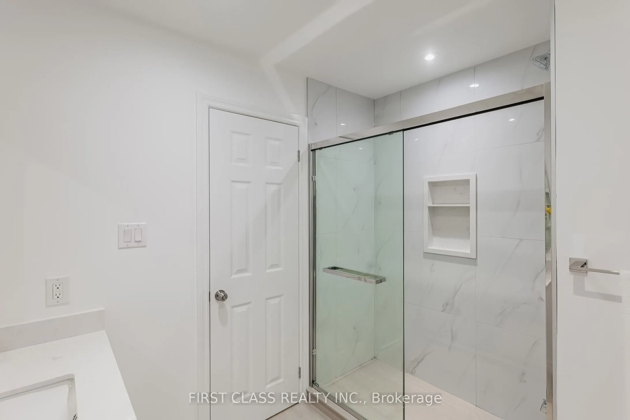 53 Manston Crescent