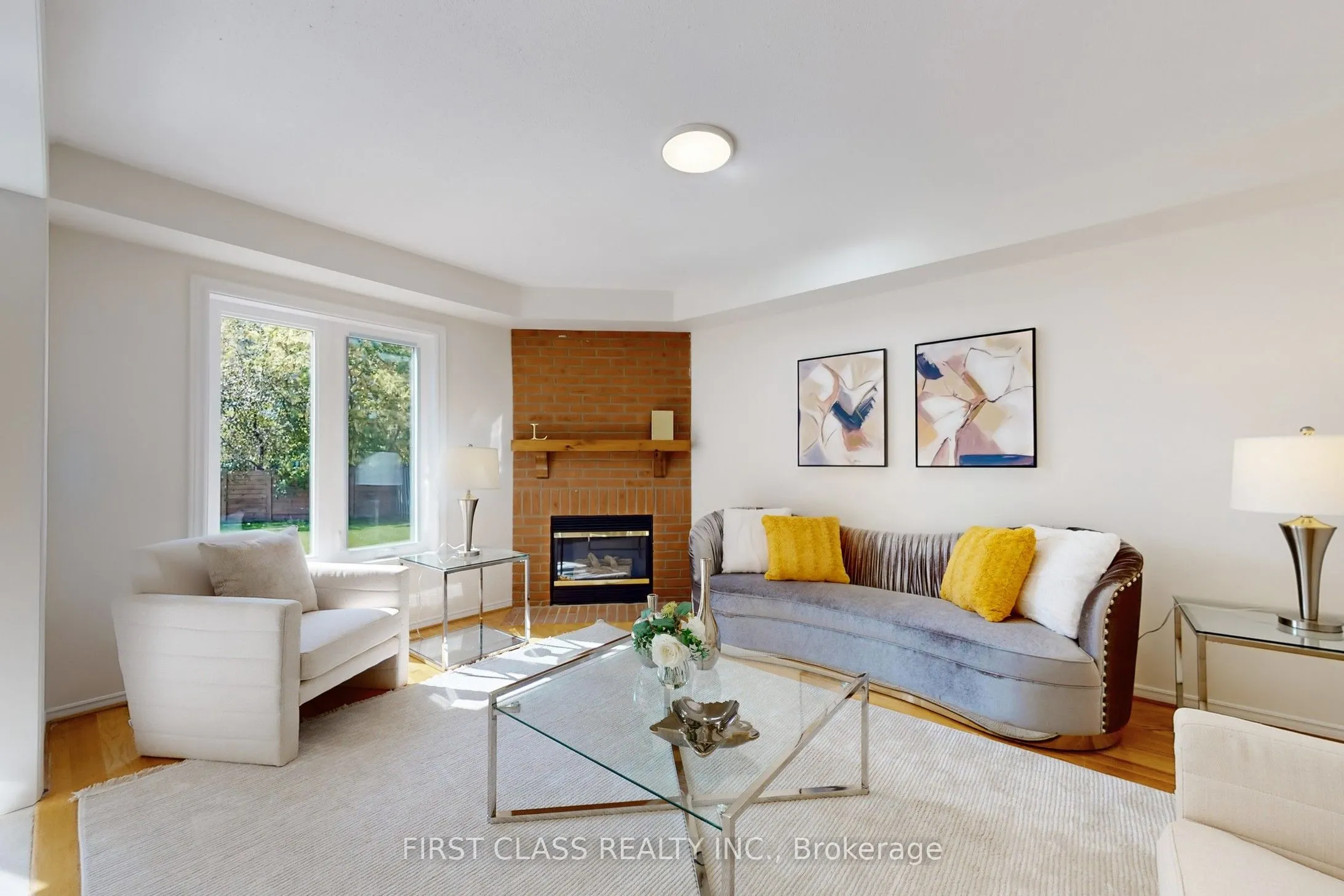 53 Manston Crescent