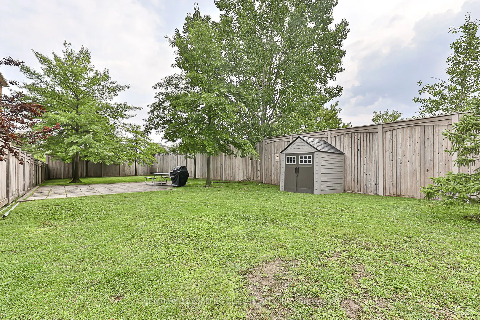 3 ELLESMERE Street, #202