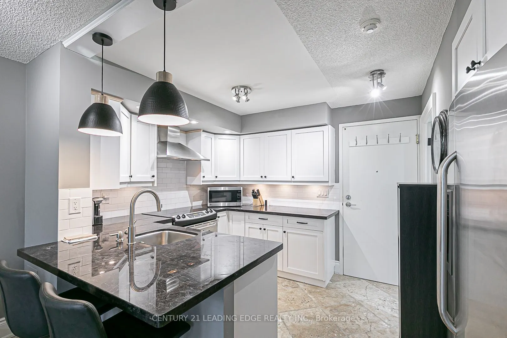 3 ELLESMERE Street, #202
