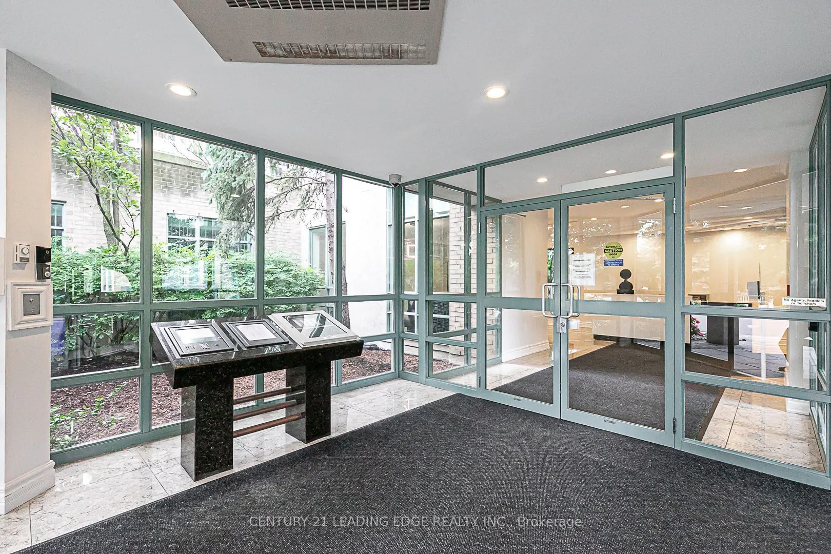 3 ELLESMERE Street, #202