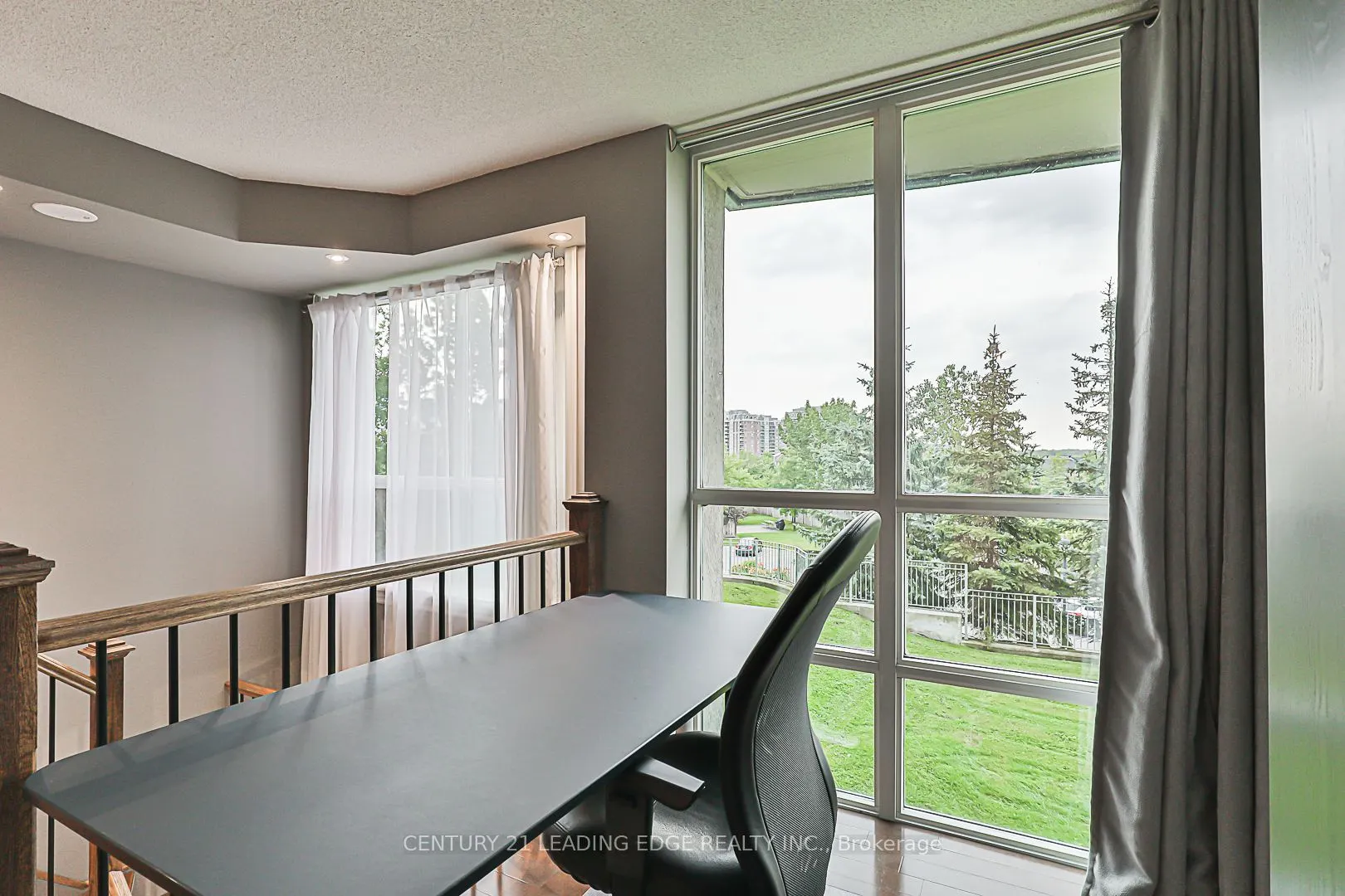 3 ELLESMERE Street, #202