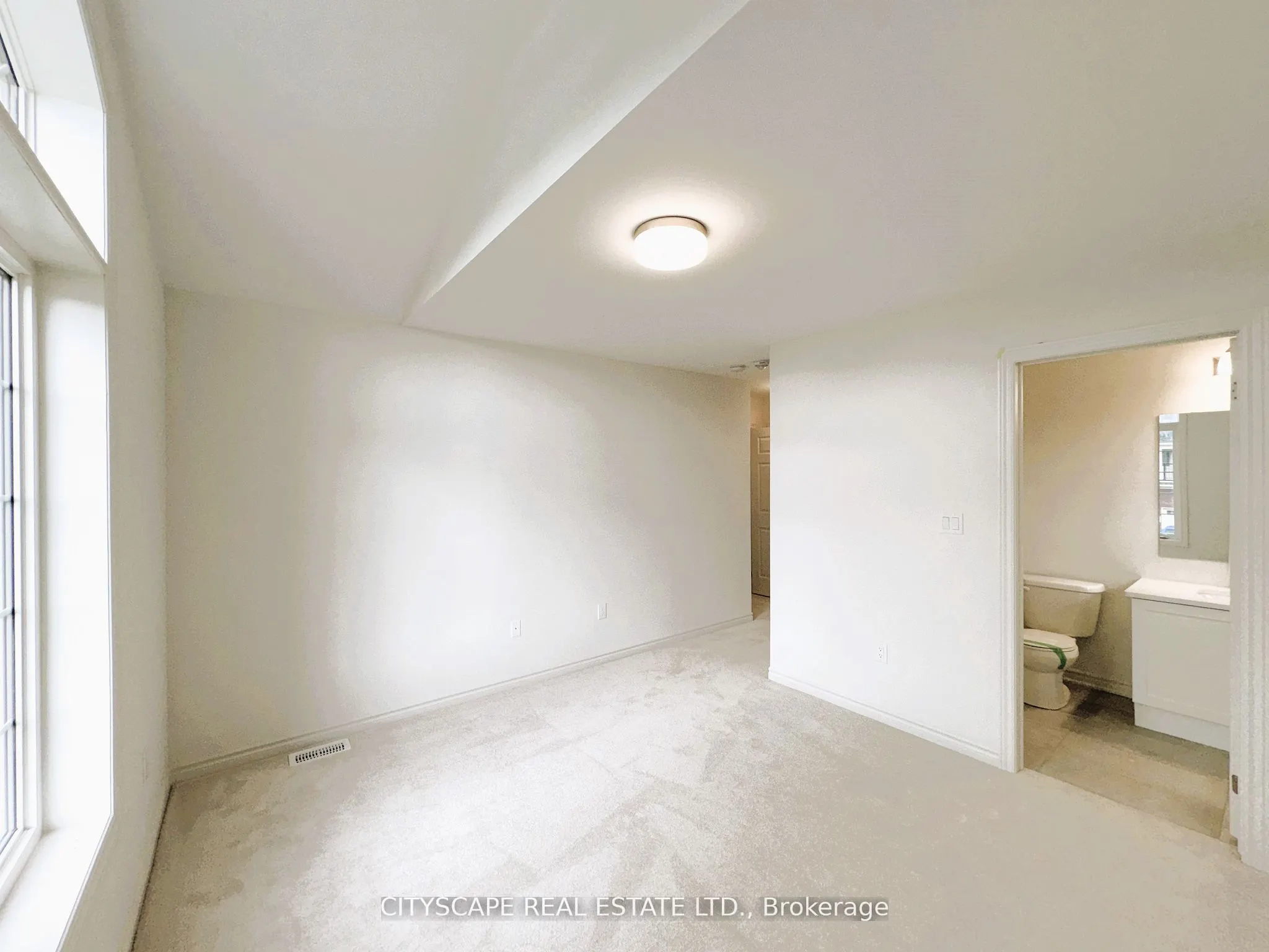 121 Bluebird Boulevard