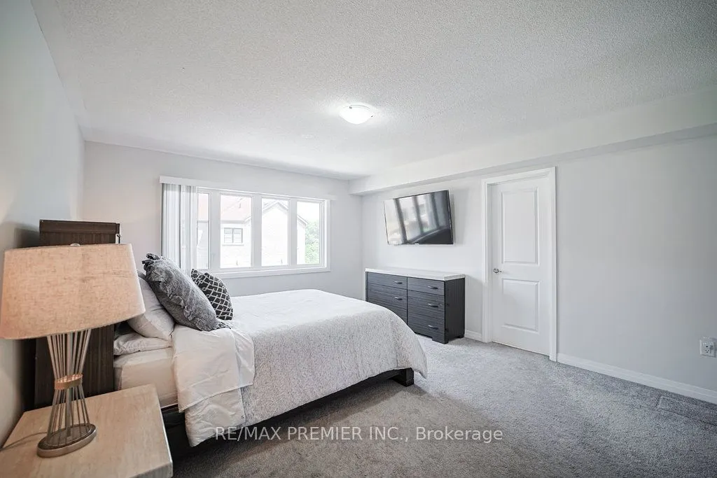 131 Landolfi Way
