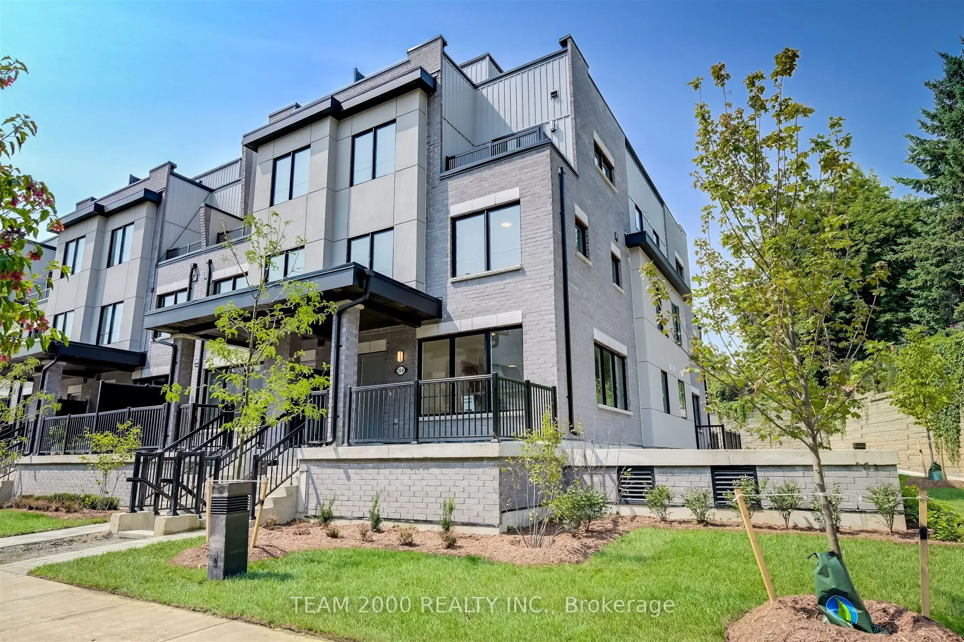 31 Baynes Way, #6