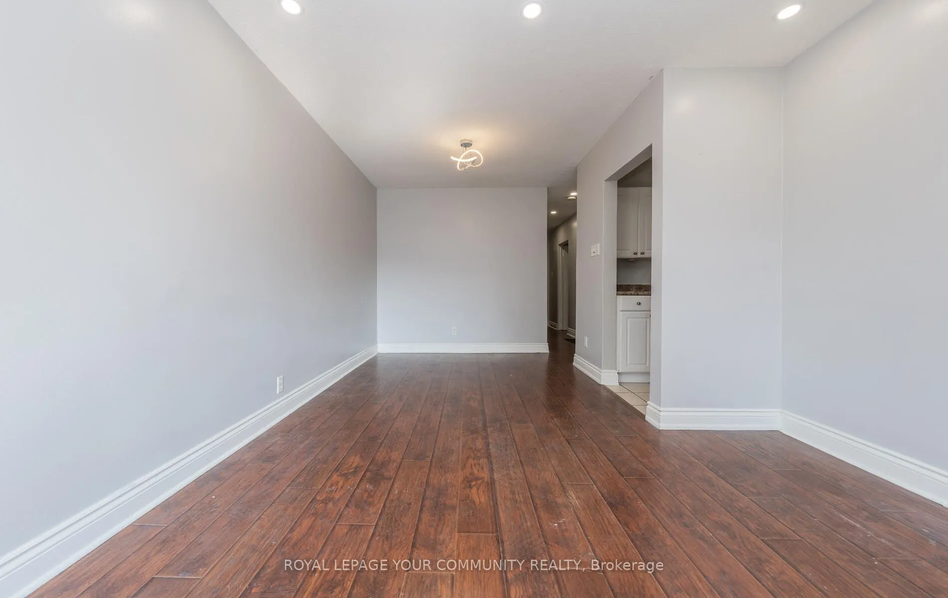 53 Newbury Drive