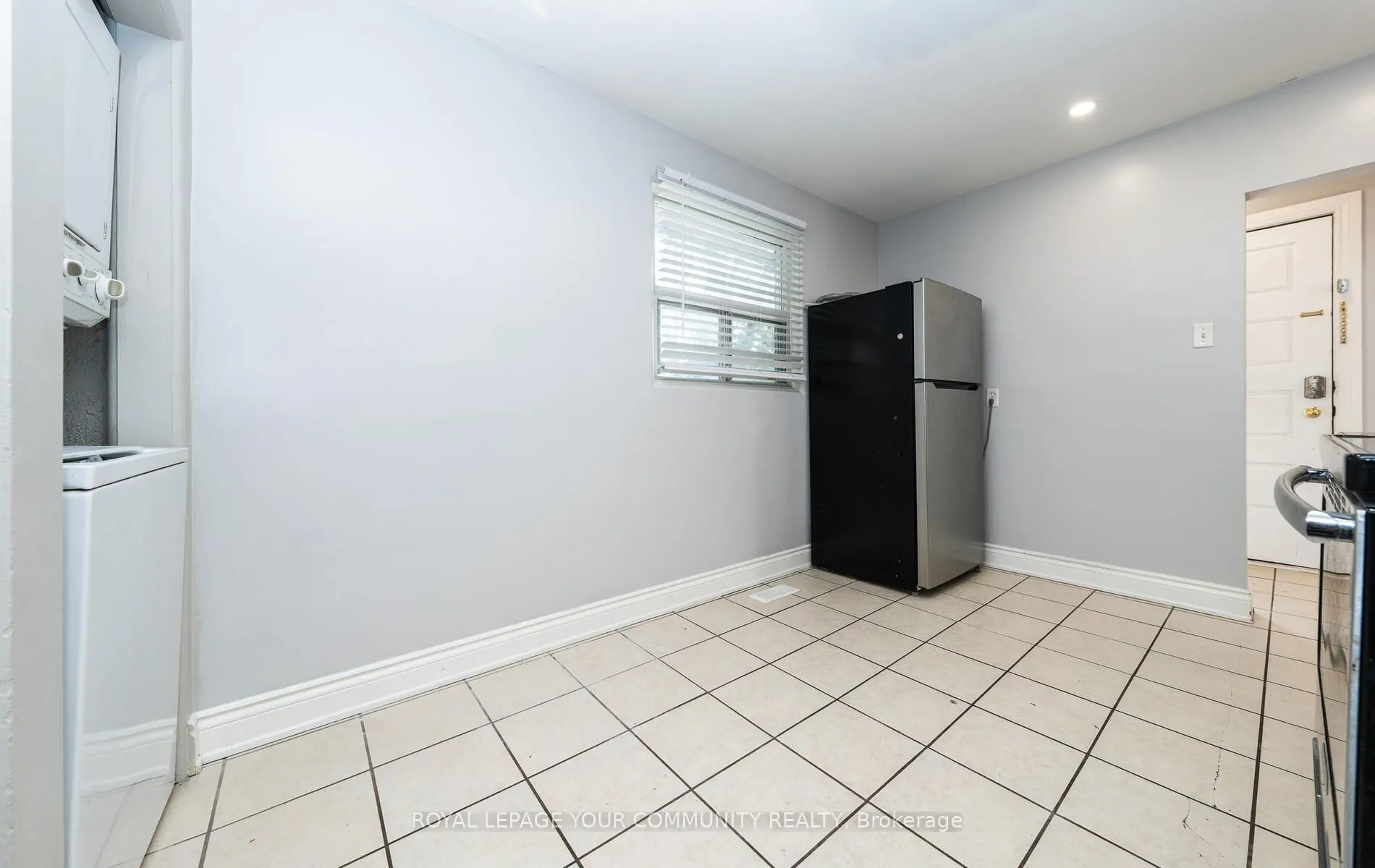 53 Newbury Drive