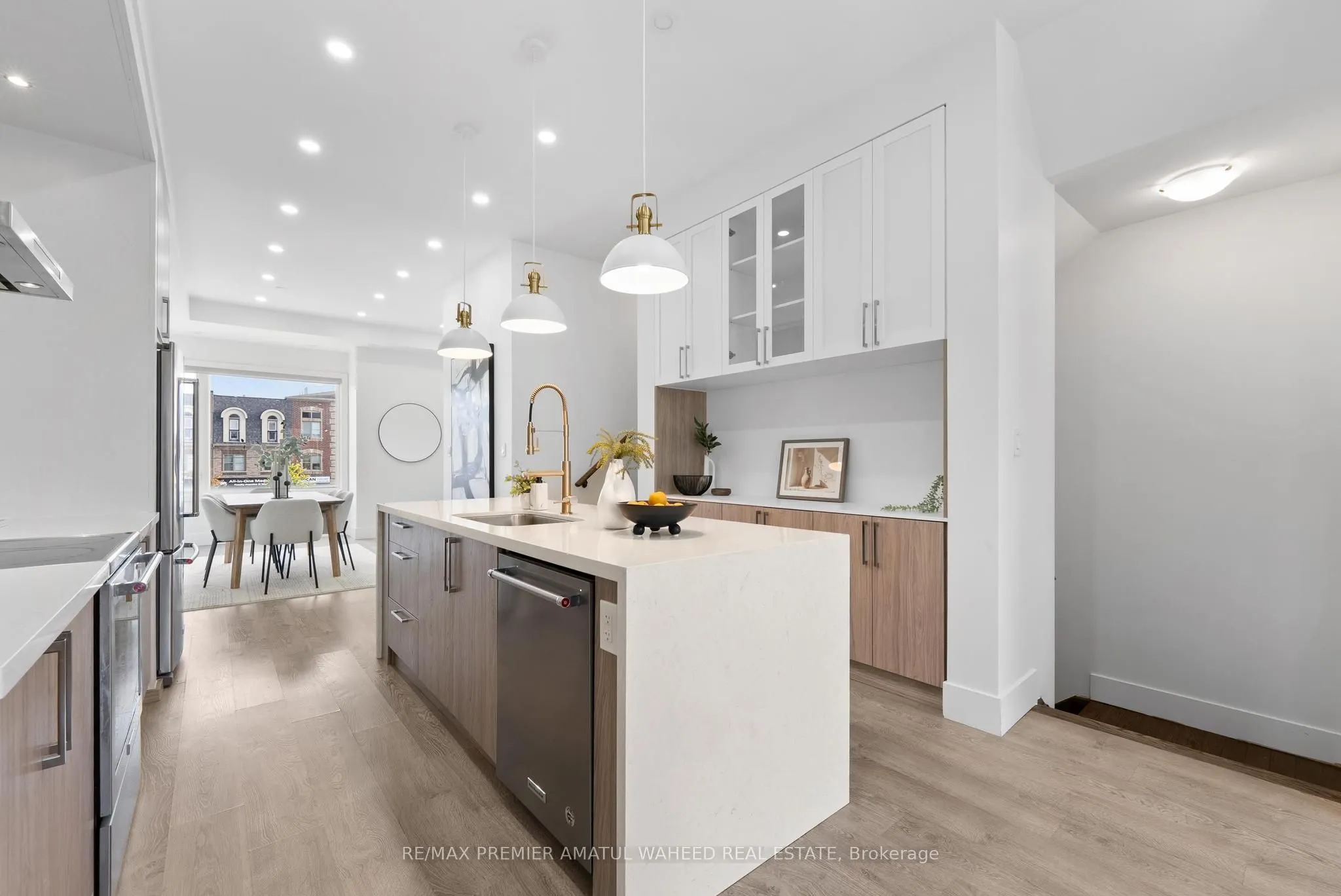3928 Major Mackenzie Drive
