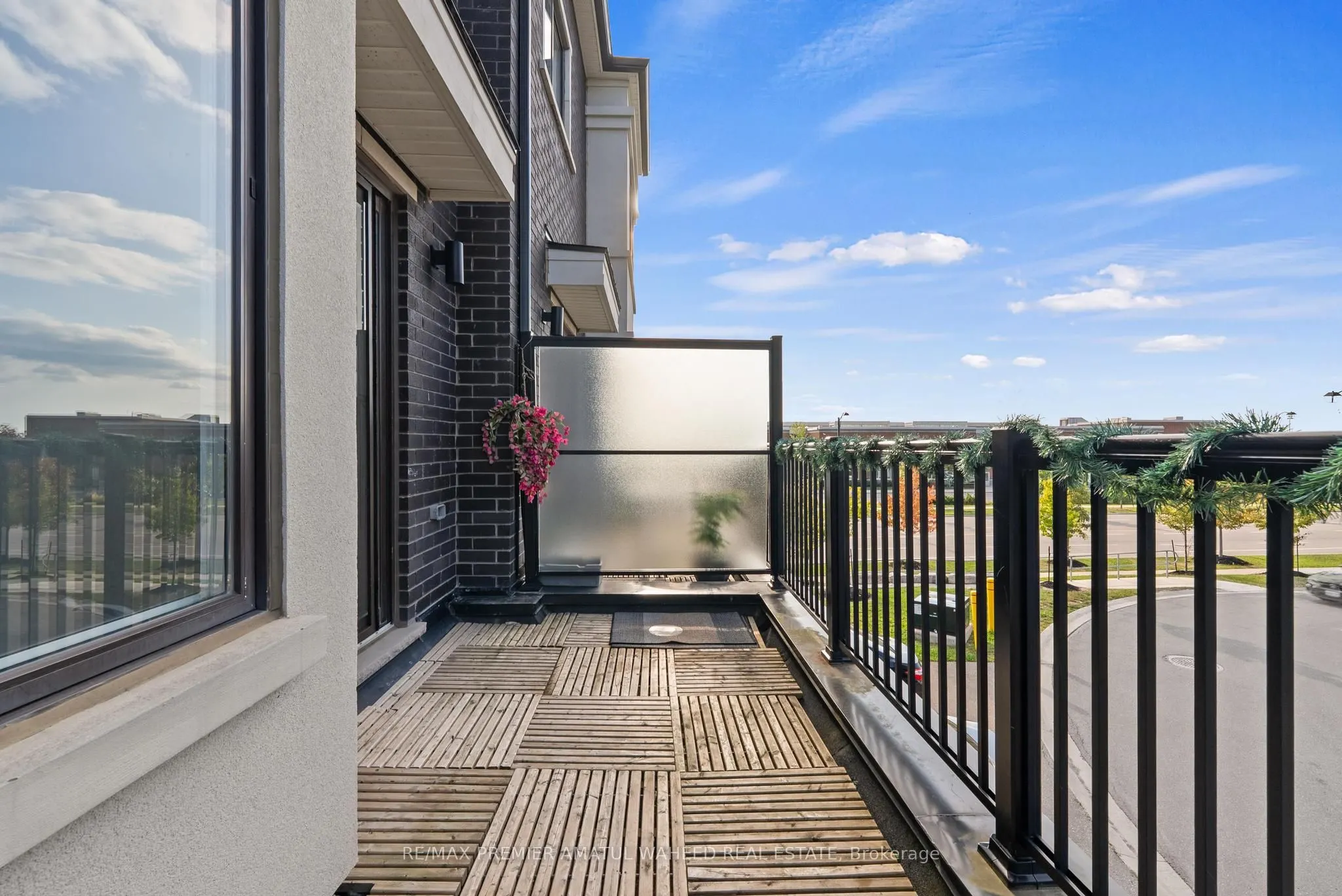 3928 Major Mackenzie Drive