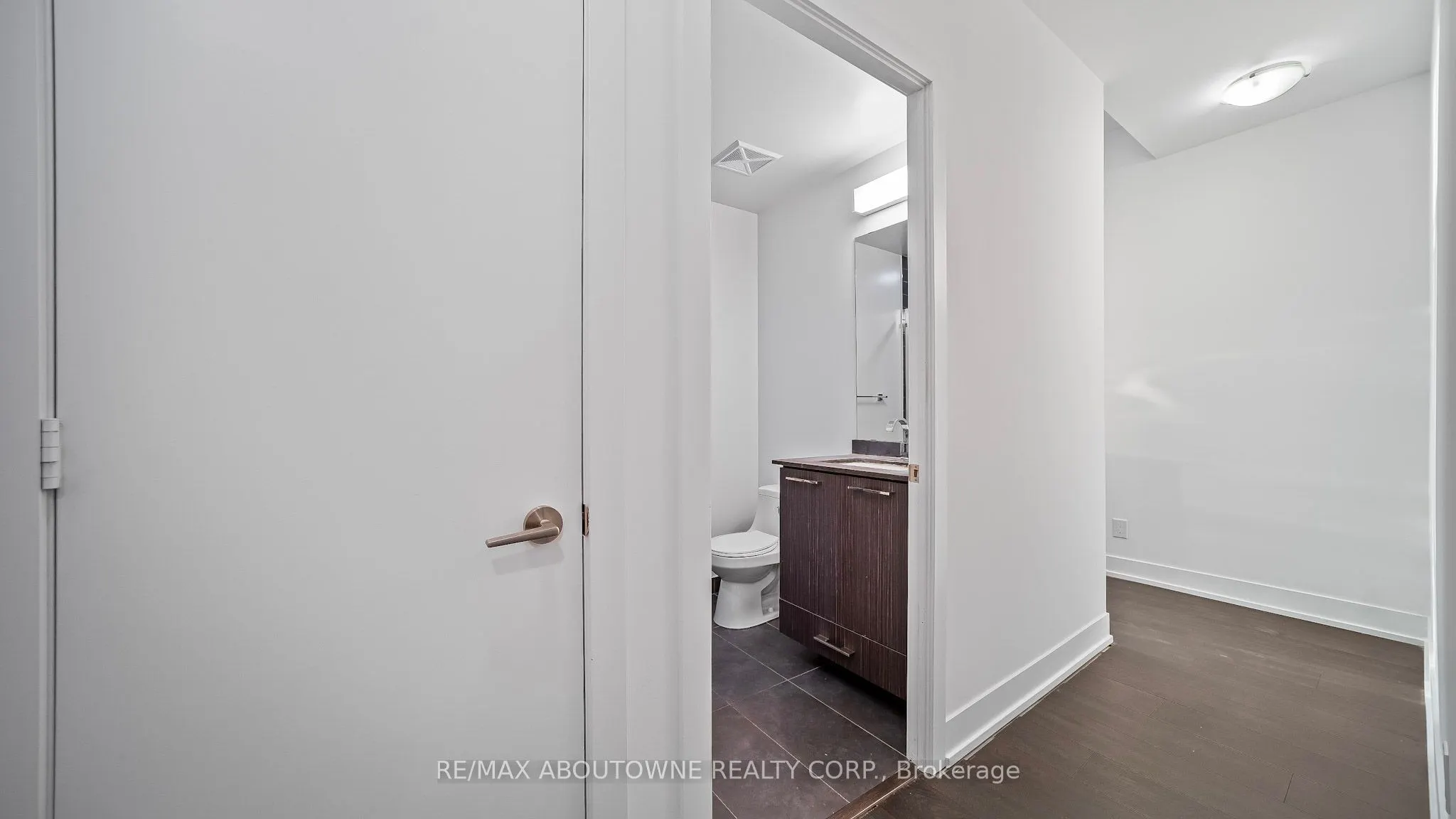 9471 Yonge Street, #LPH07