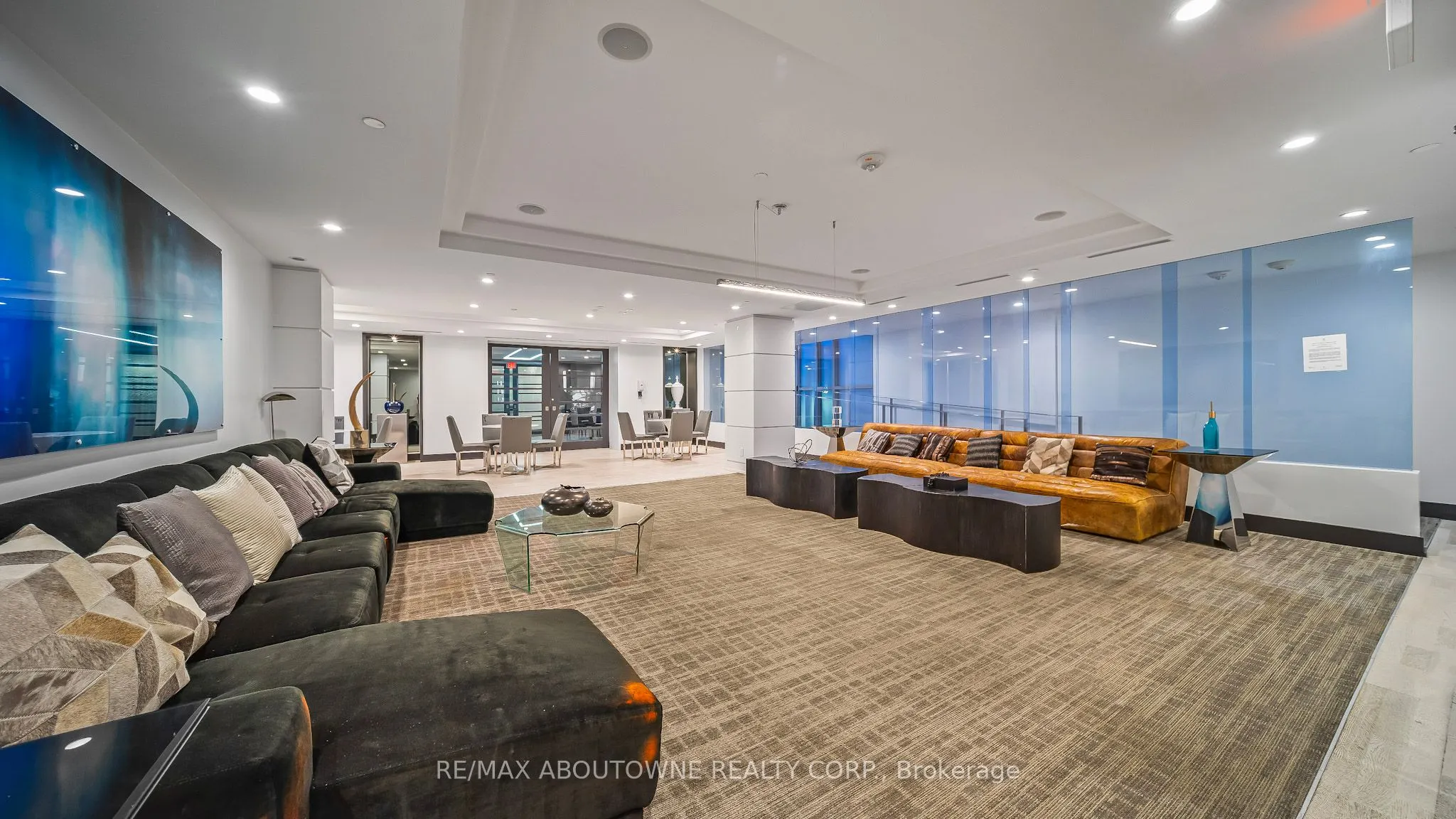 9471 Yonge Street, #LPH07