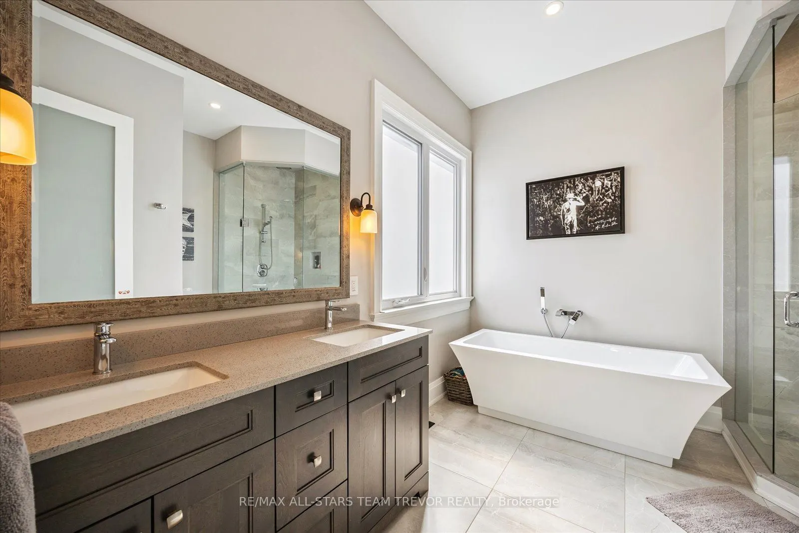 122 Roxborough Road