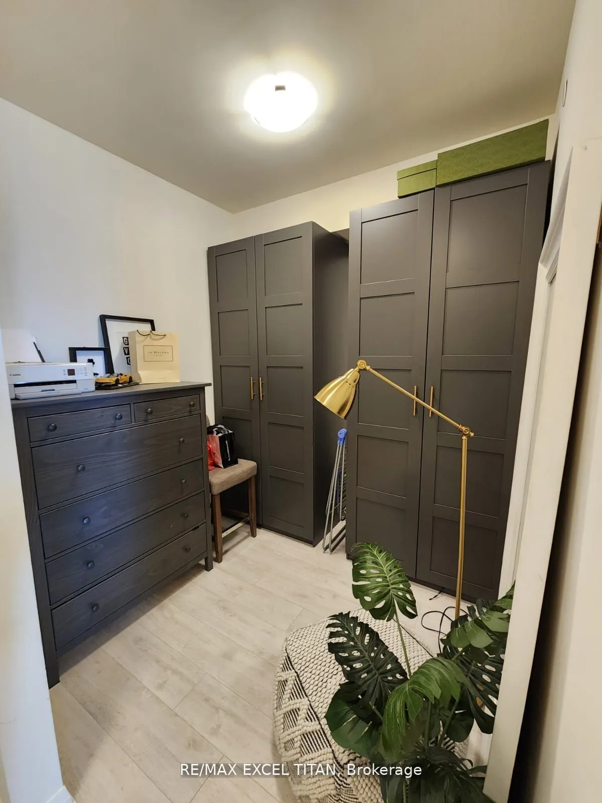 9000 Jane Street, #1617