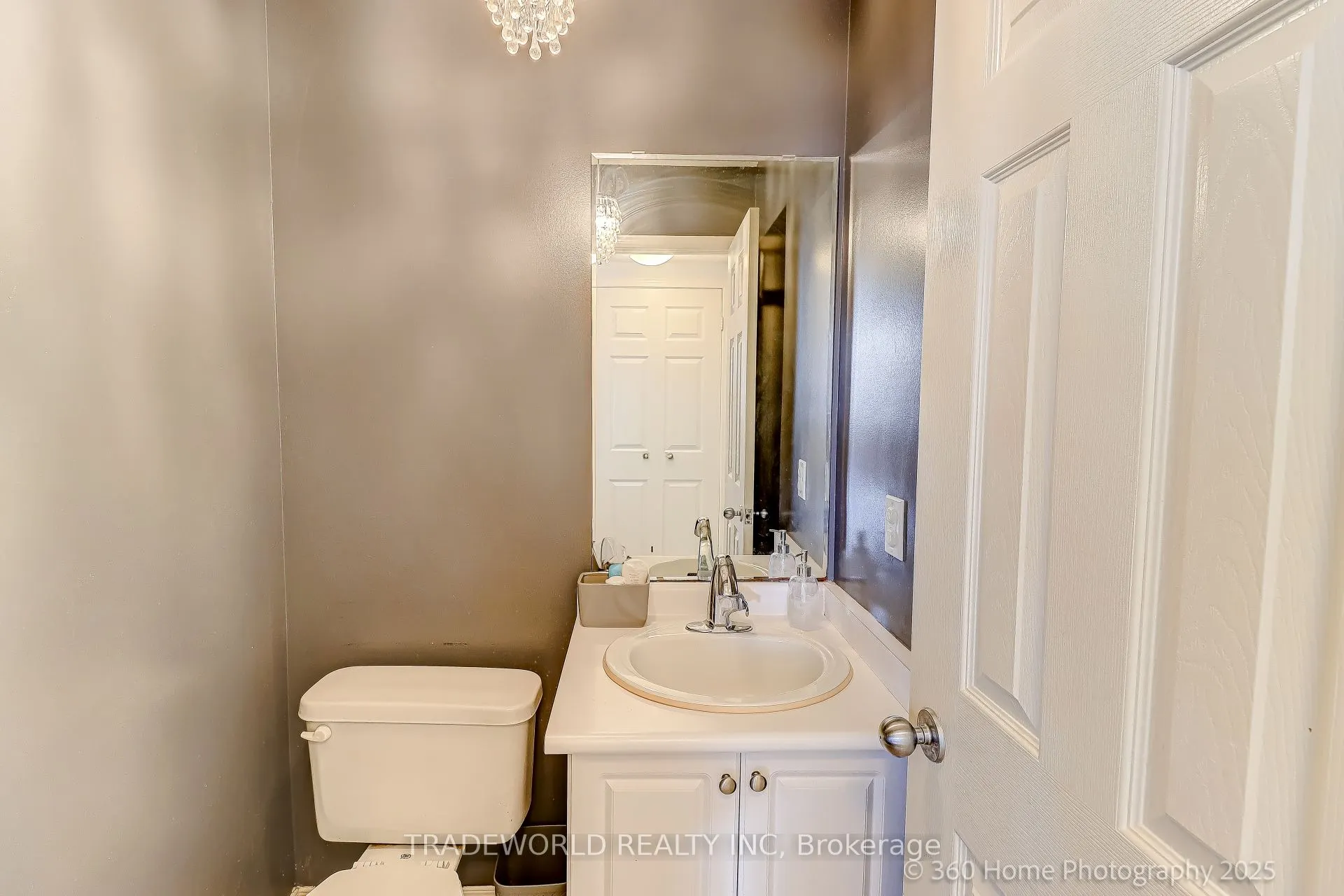 109 Selkirk Drive
