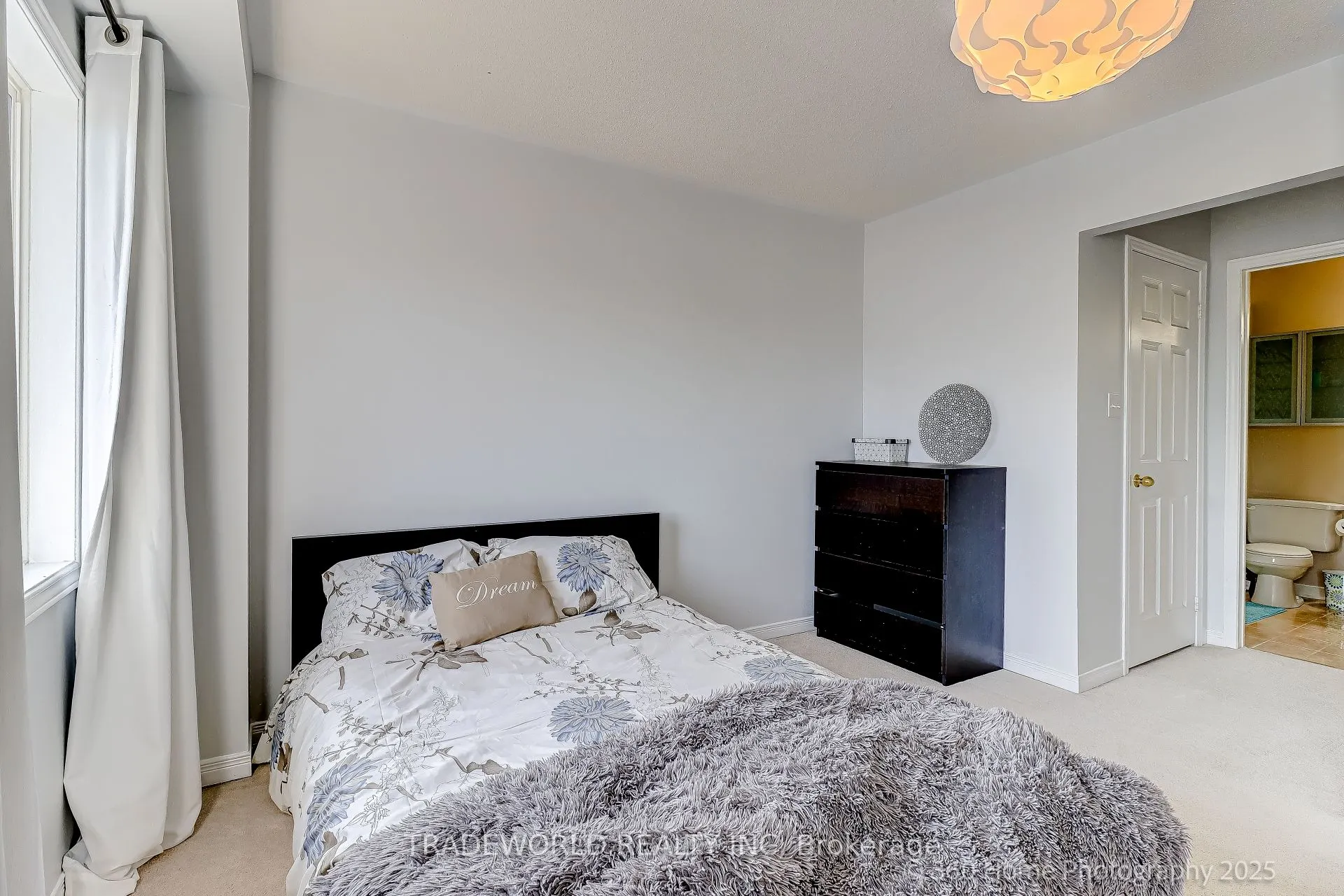 109 Selkirk Drive