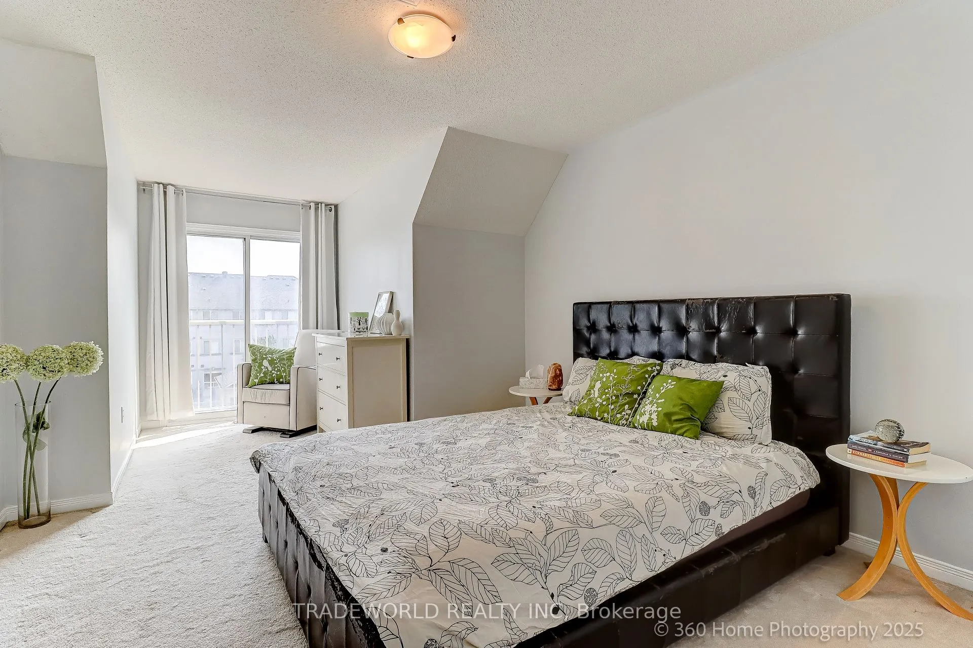109 Selkirk Drive