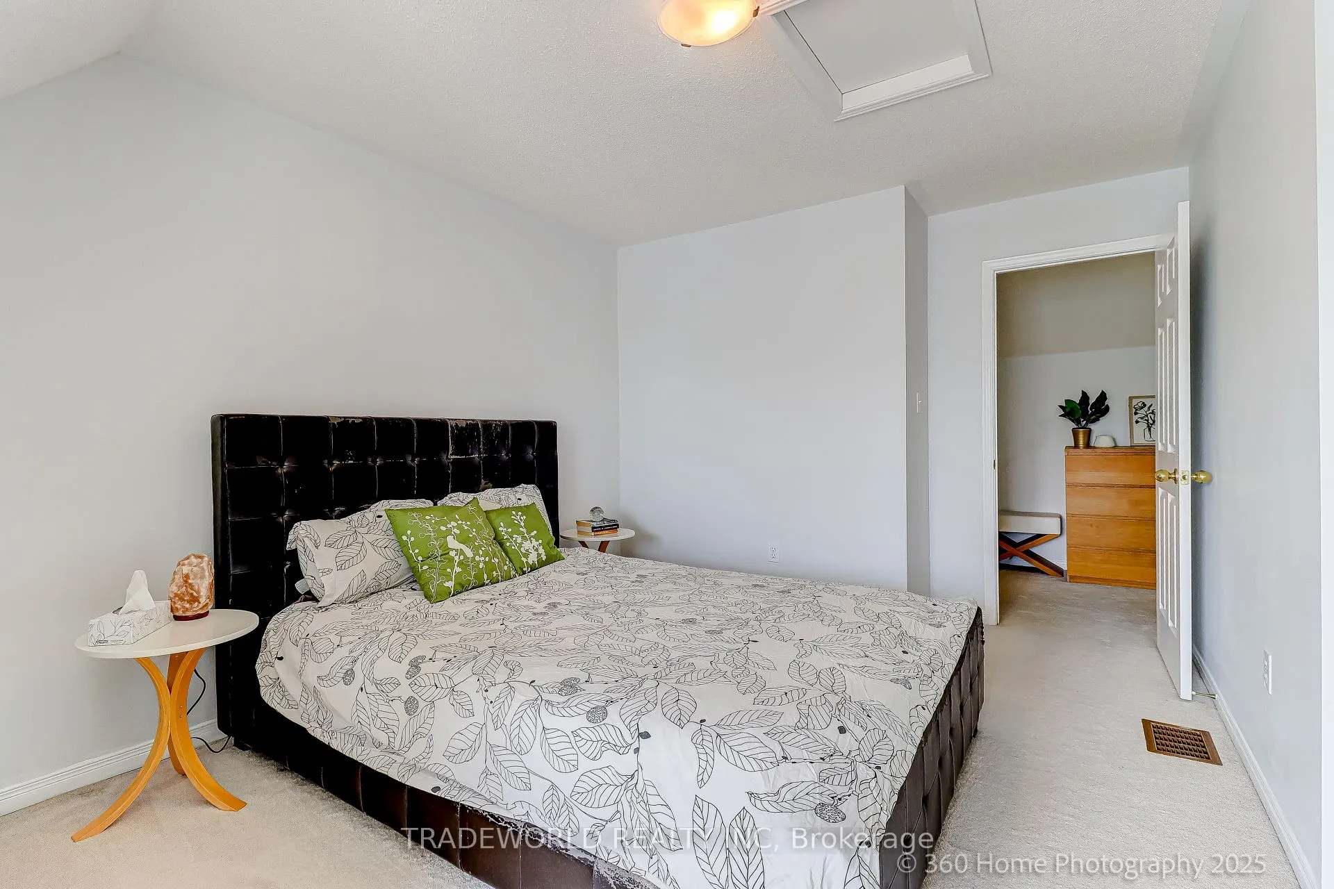 109 Selkirk Drive